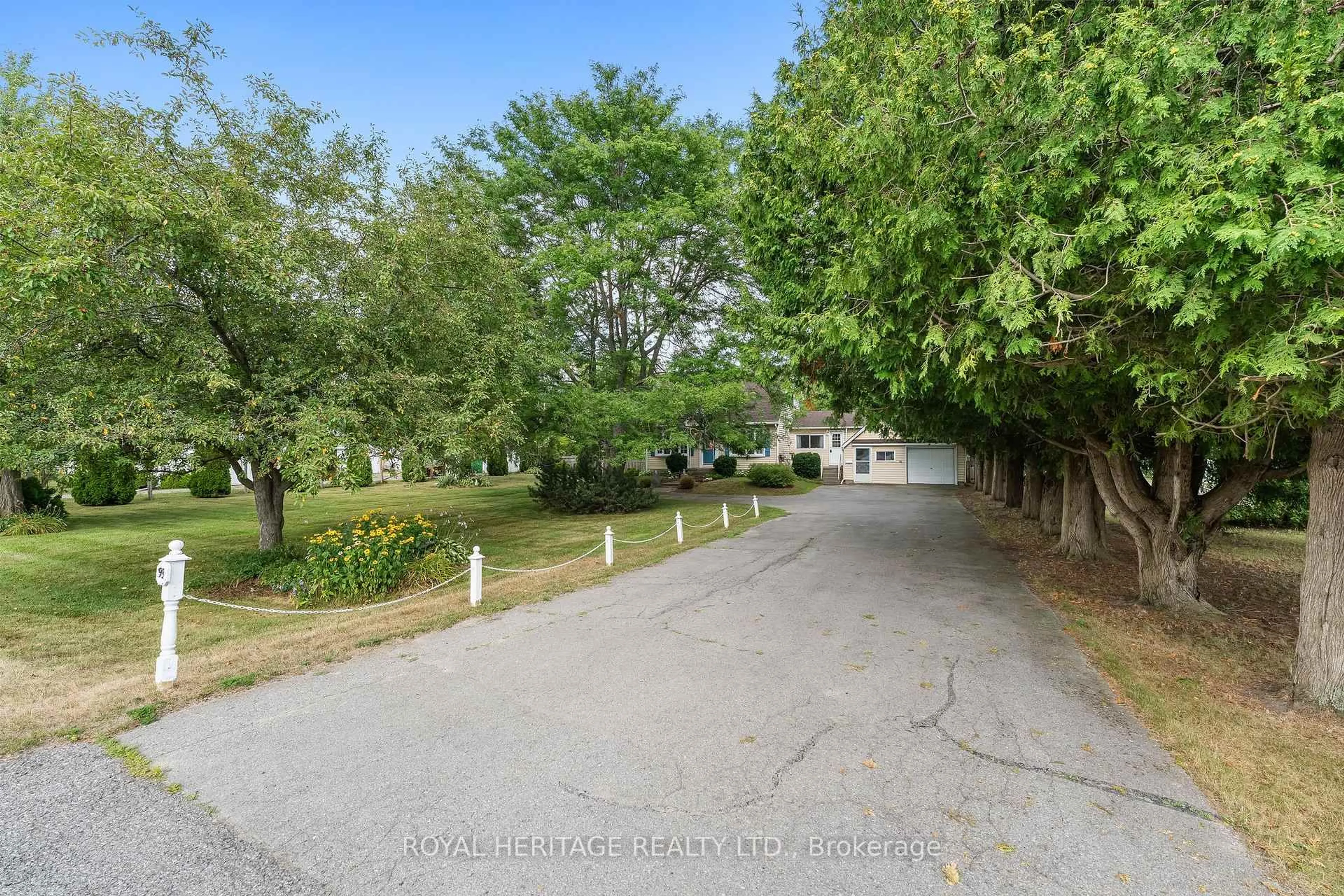 A pic from outside/outdoor area/front of a property/back of a property/a pic from drone, street for 93 Ontario St, Brighton Ontario K0K 1H0