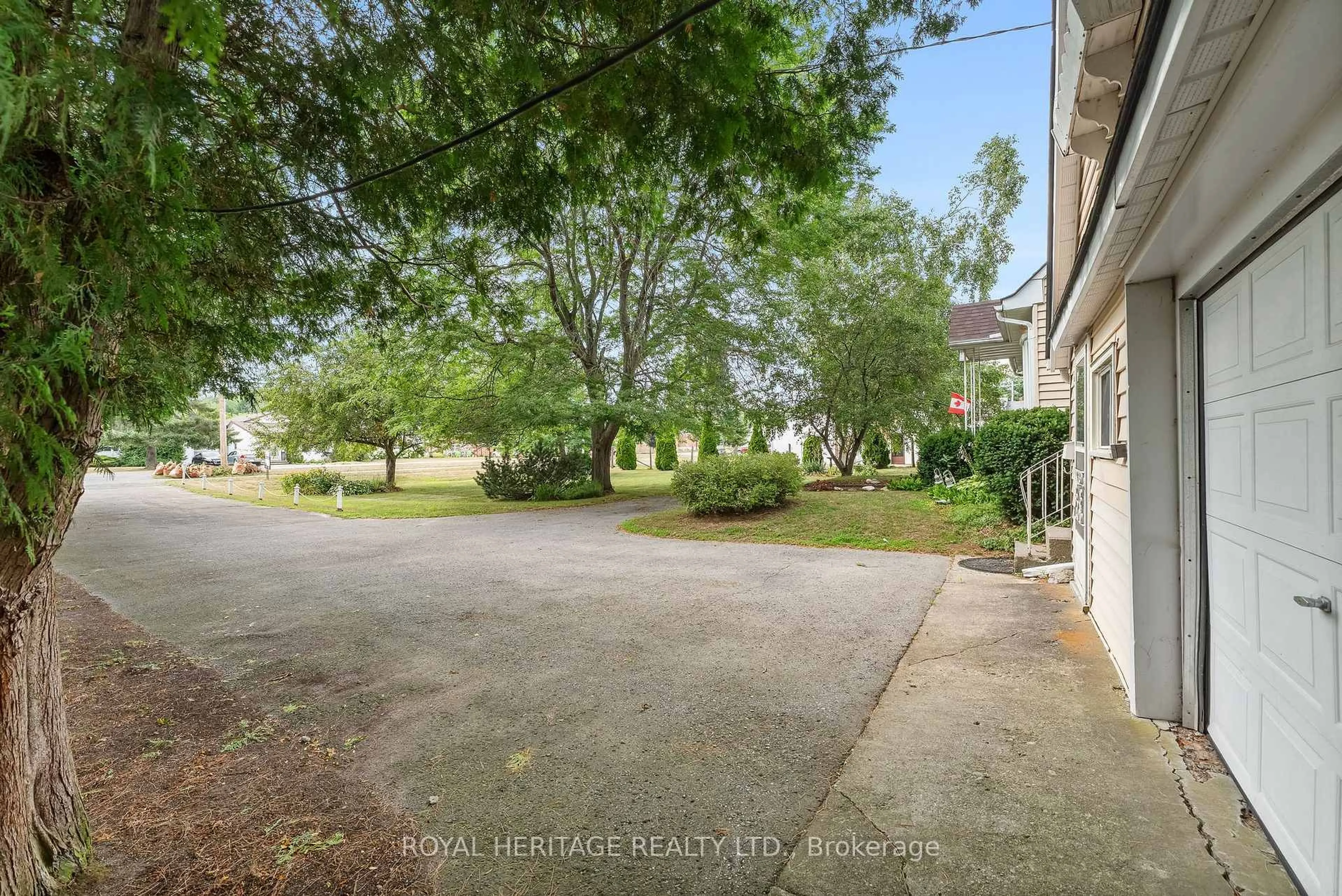 A pic from outside/outdoor area/front of a property/back of a property/a pic from drone, street for 93 Ontario St, Brighton Ontario K0K 1H0