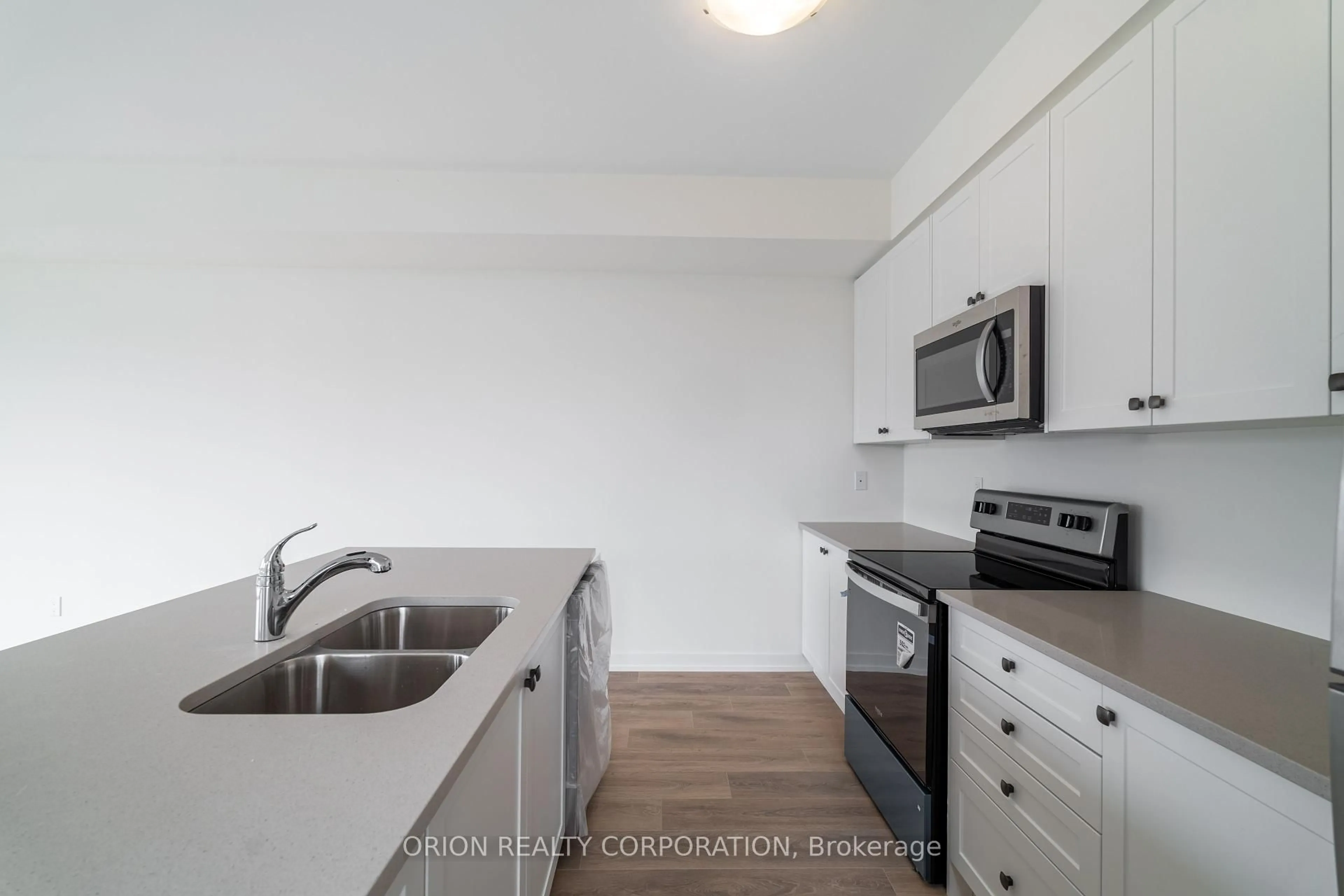 Standard kitchen, unknown for 160 Densmore Rd #19, Cobourg Ontario K9A 4J9