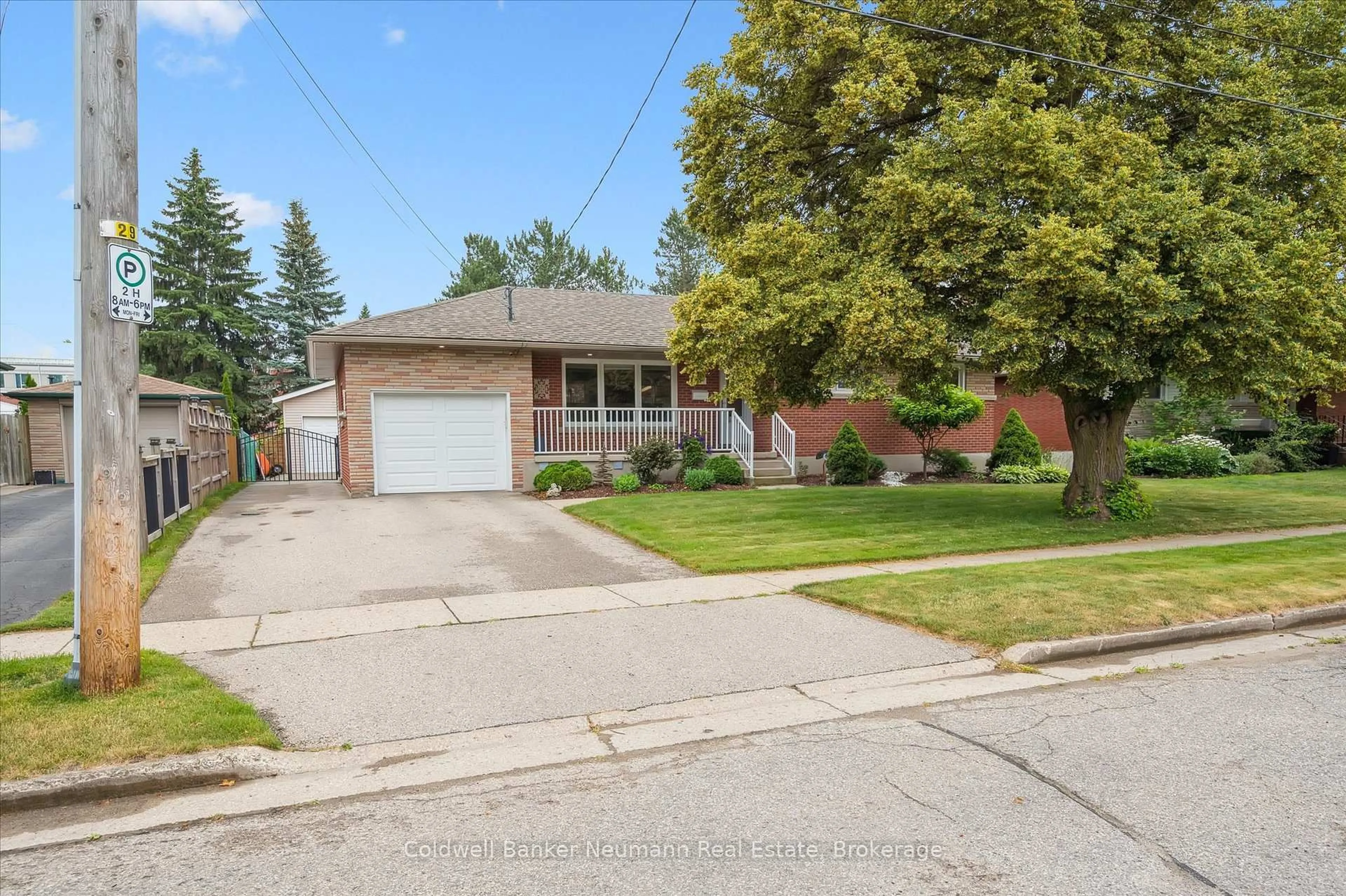 Home with brick exterior material, street for 71 Pleasant Rd, Guelph Ontario N1E 3Z5