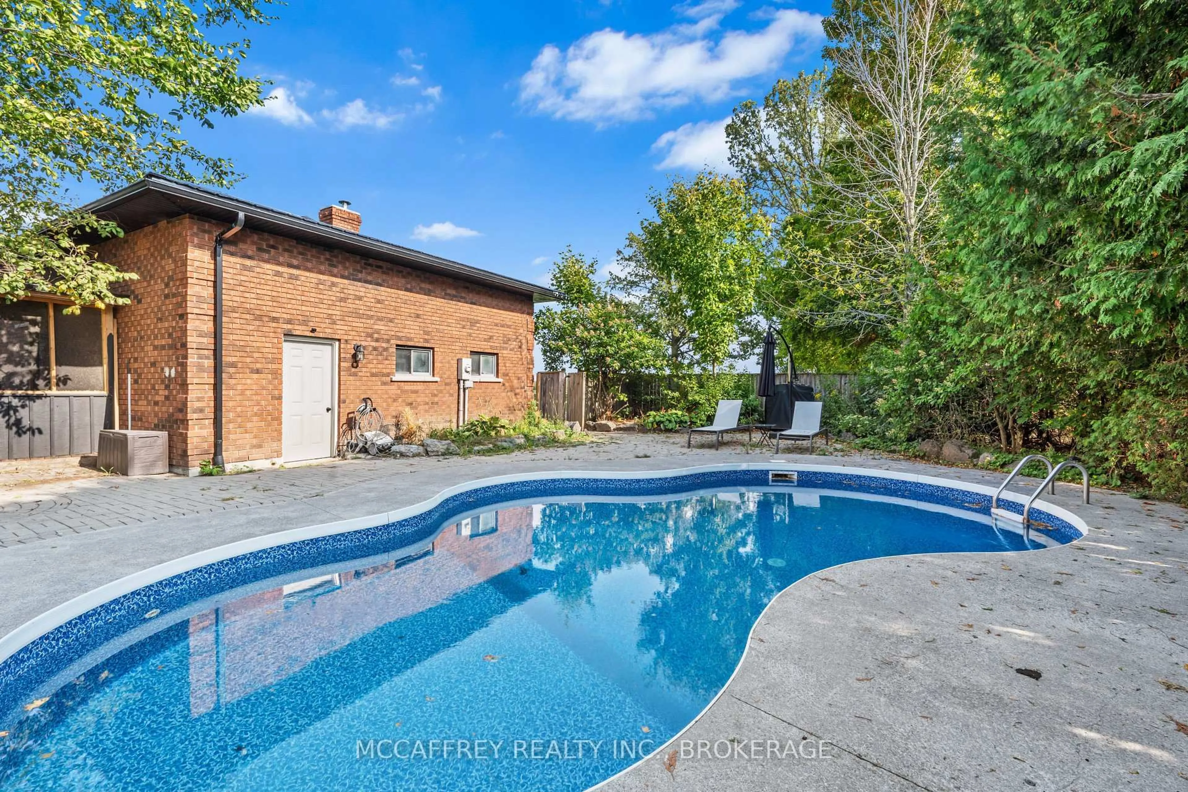 Pool for 2055 Switzerville Rd, Loyalist Ontario K7R 3K9
