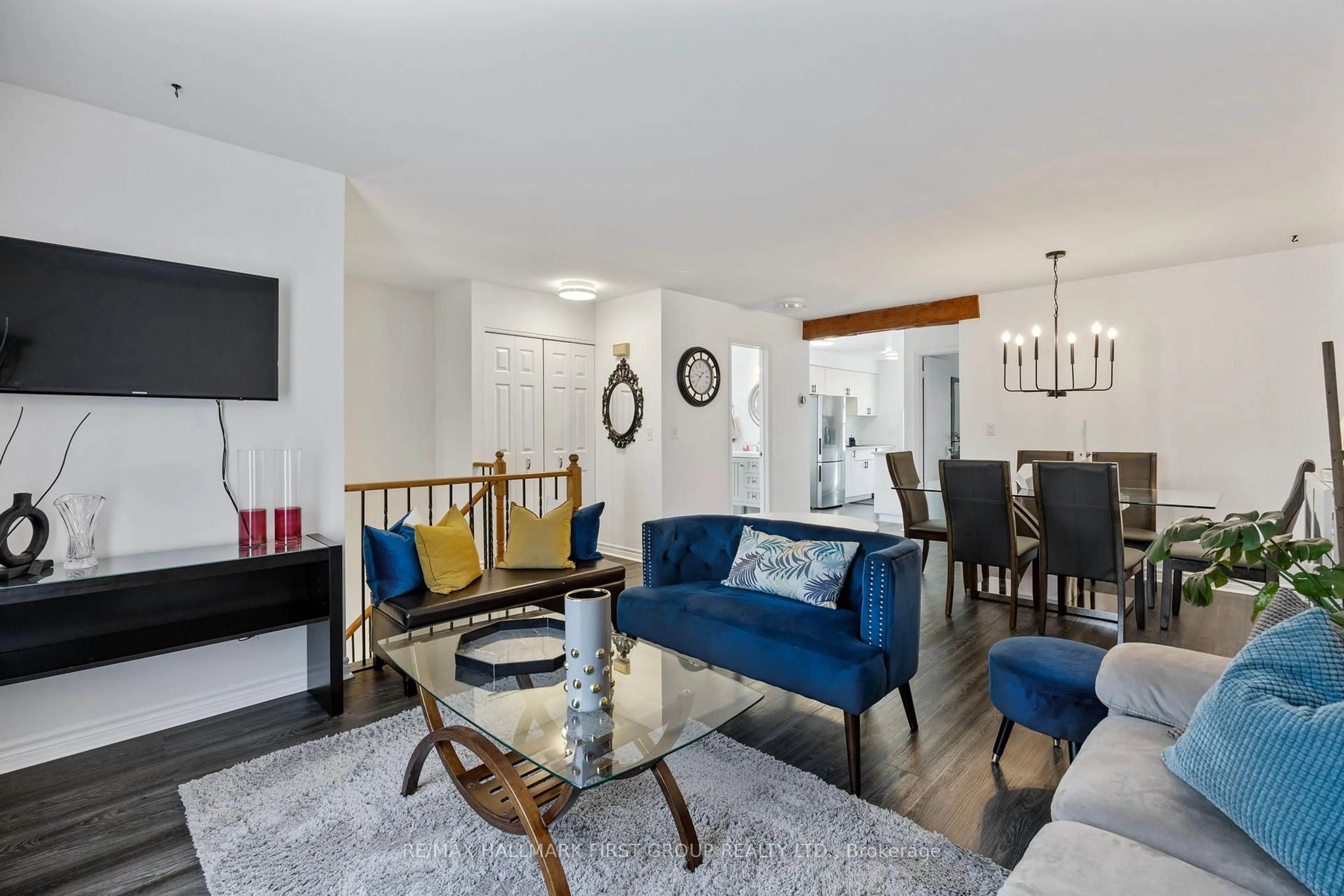 Living room with furniture, unknown for 449 Burnham Manor Crt, Cobourg Ontario K9A 5B9