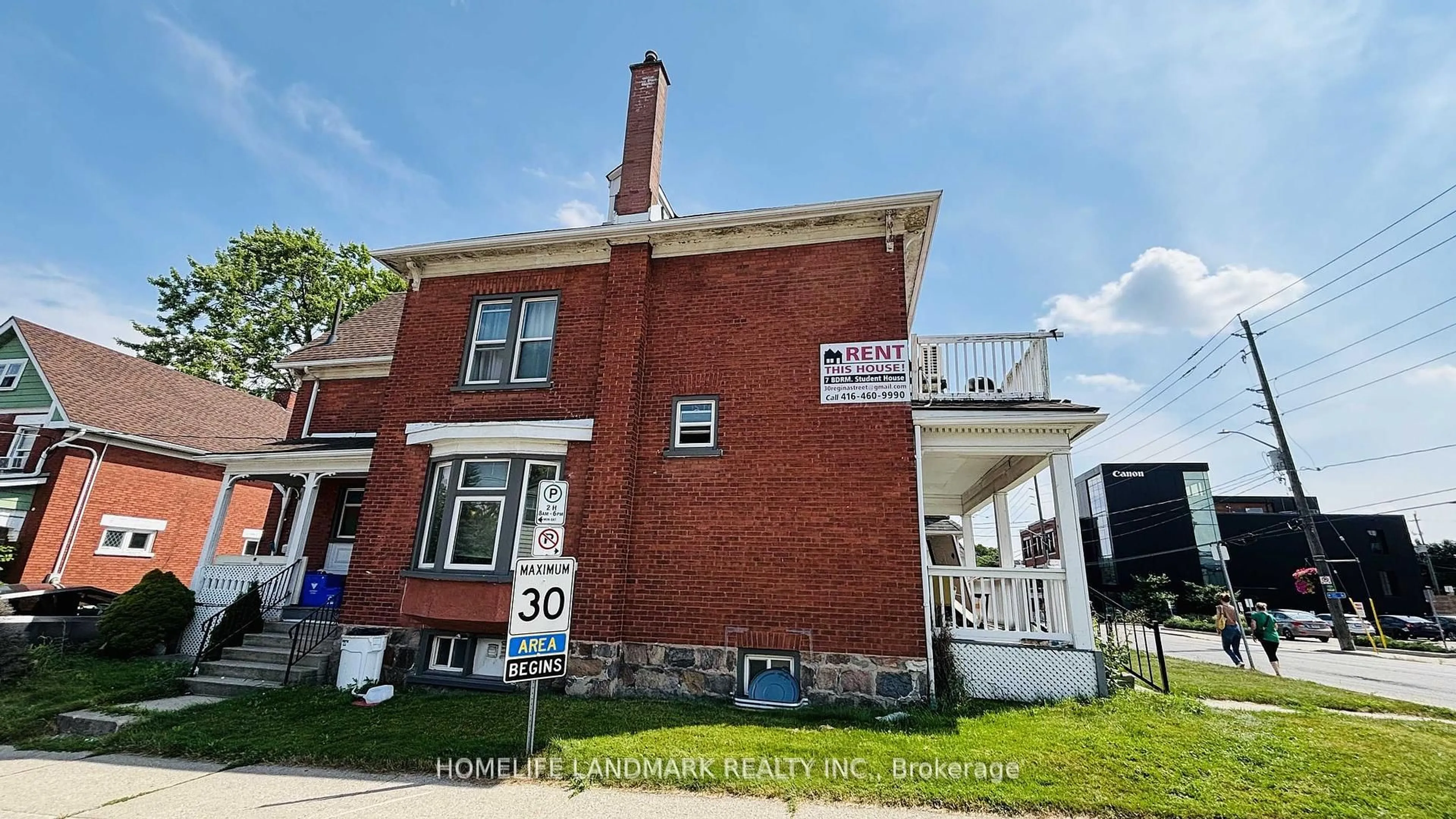 Home with brick exterior material, building for 30 Regina St, Waterloo Ontario N2J 3A1