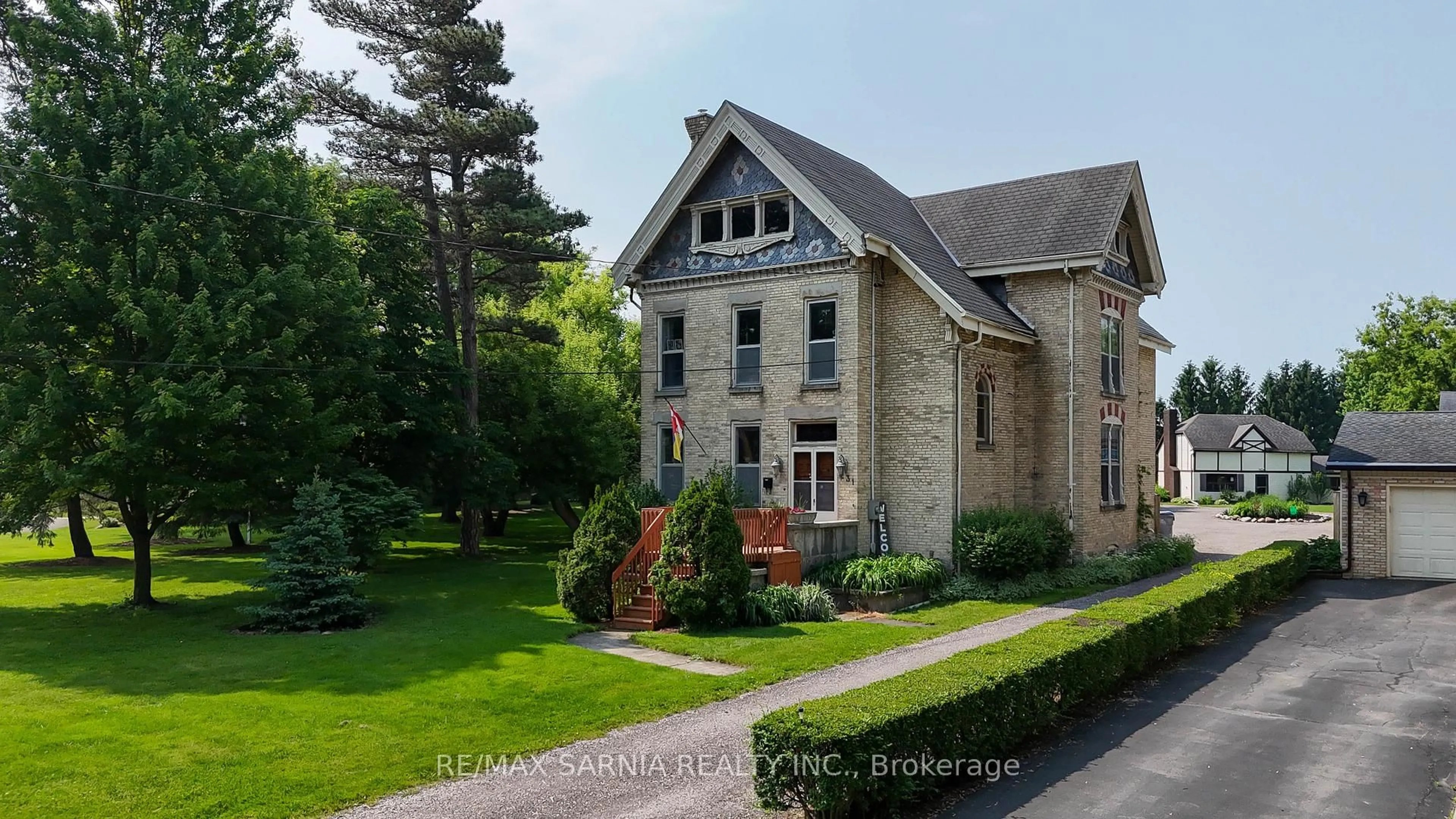 Unknown for 231 Main St, Lucan Biddulph Ontario N0M 2J0