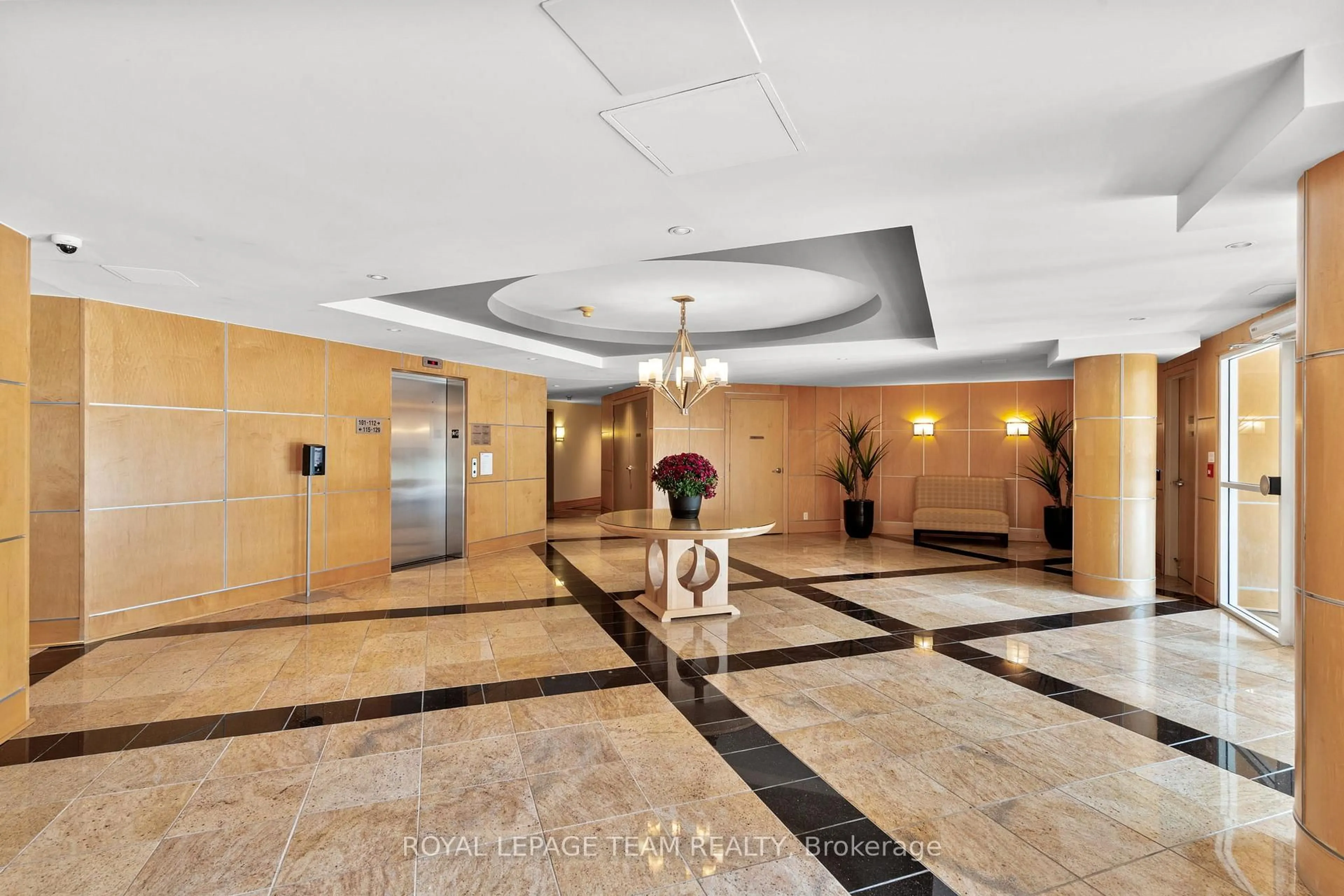 Lobby for 205 Bolton St #217, Ottawa Ontario K1N 1K7