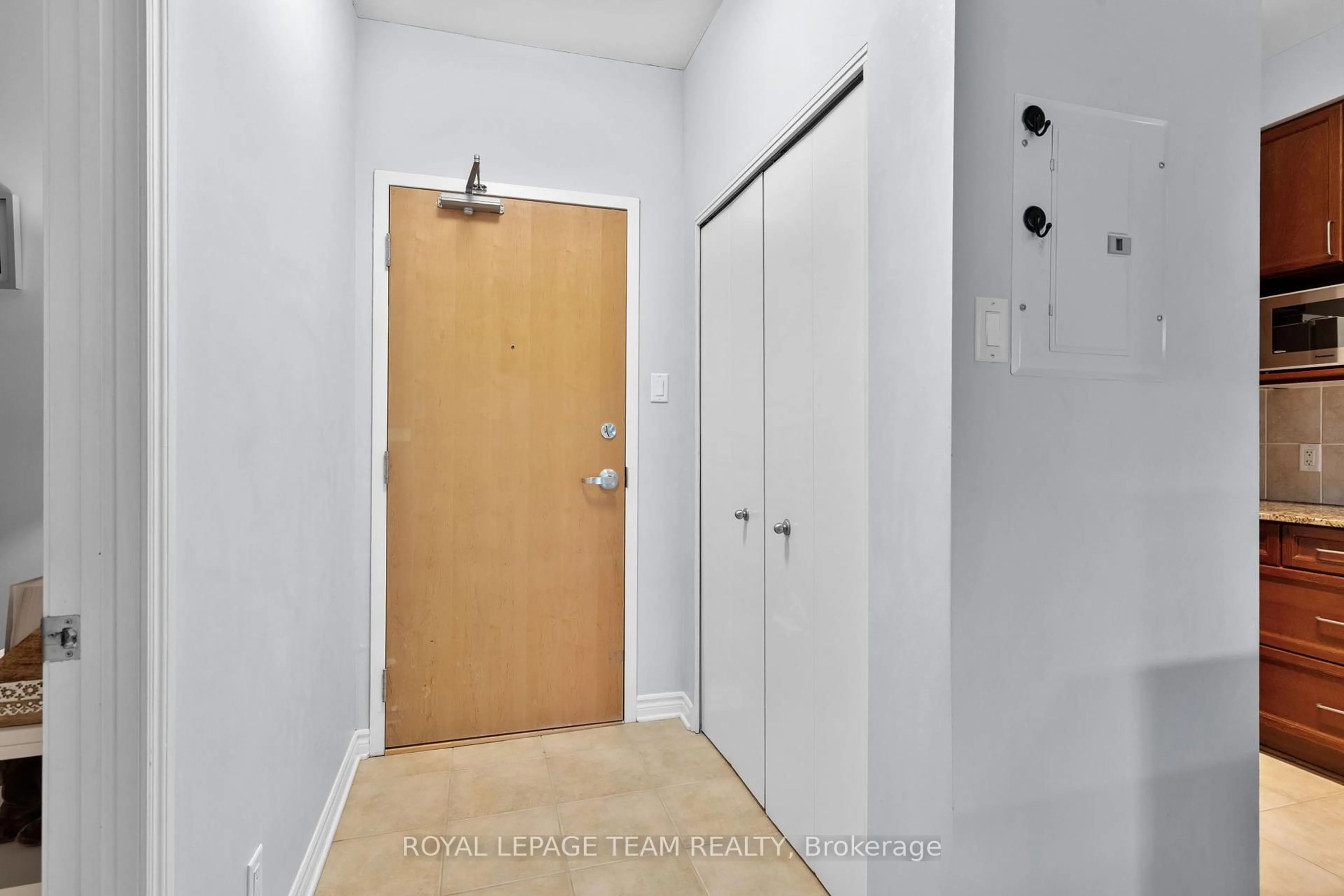 Unknown for 205 Bolton St #217, Ottawa Ontario K1N 1K7