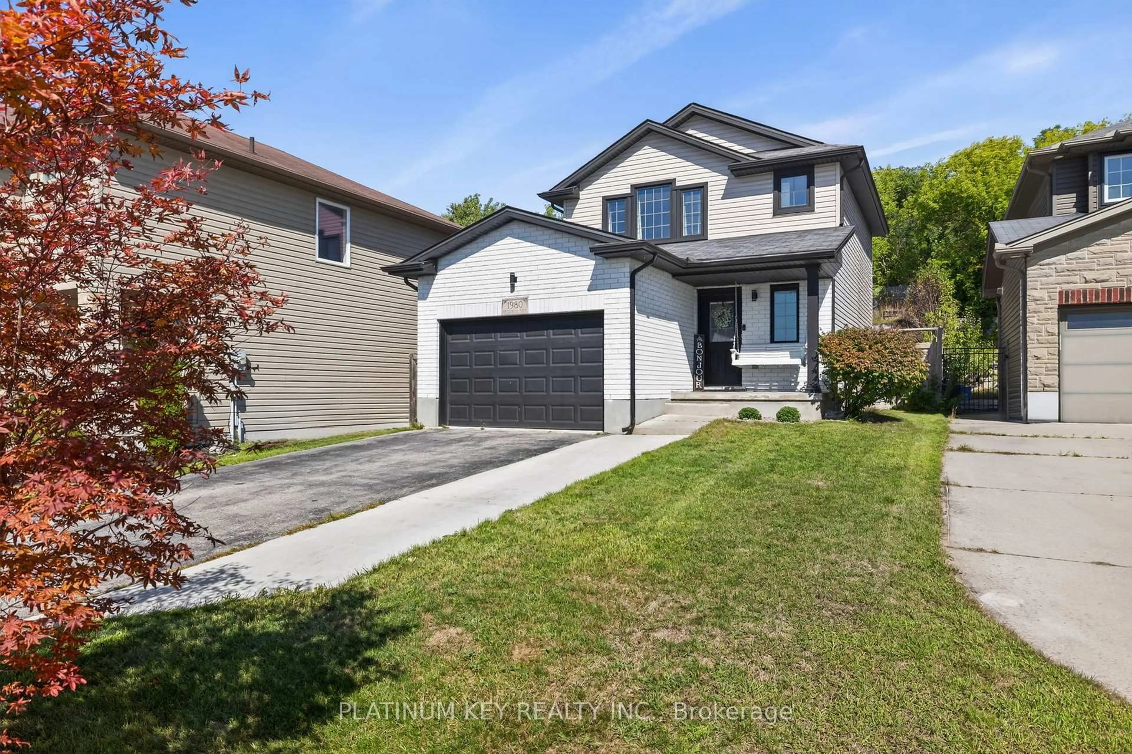 Home with vinyl exterior material, street for 1980 Frederick Cres, London East Ontario N5W 0A4