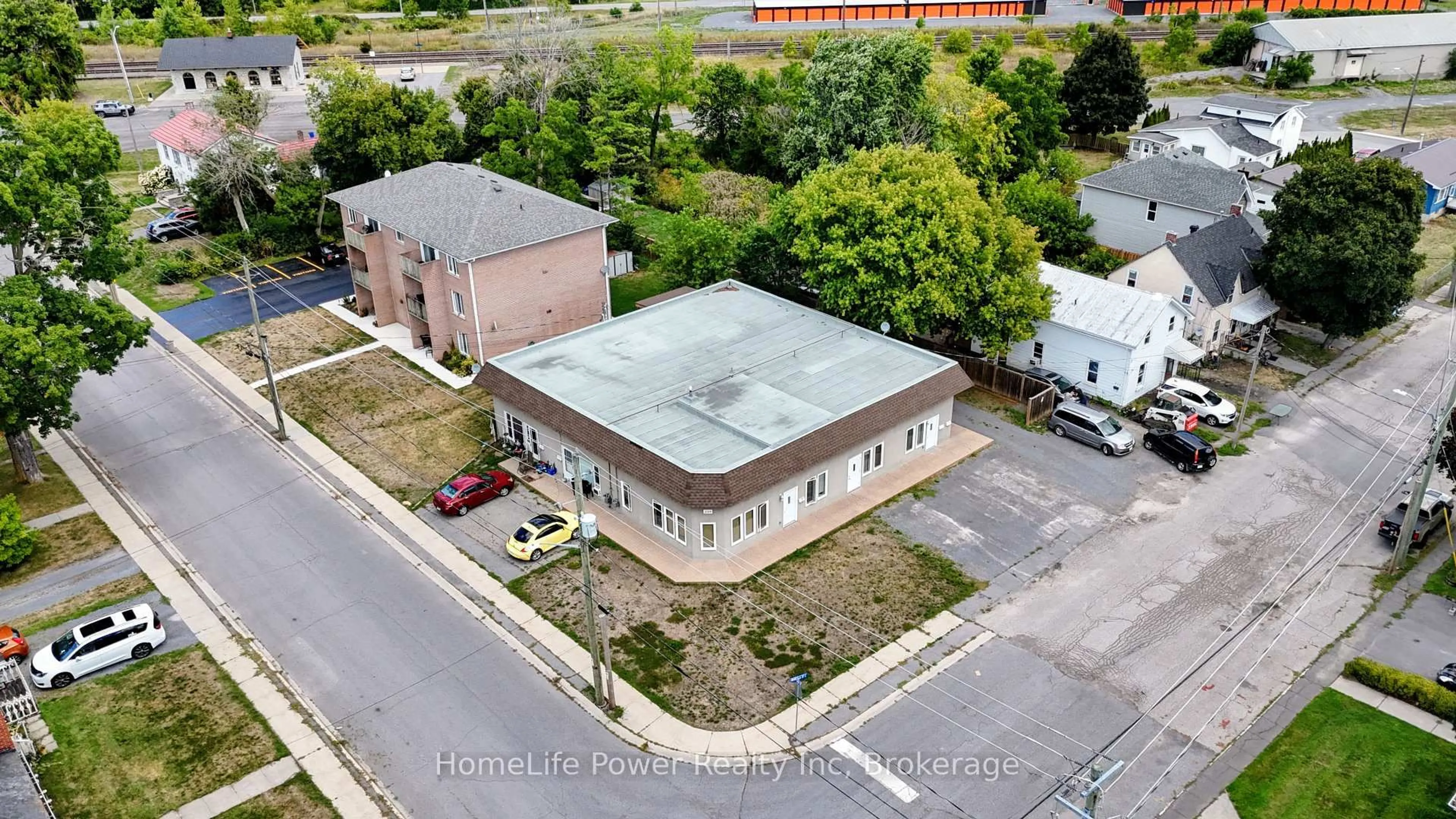 A pic from outside/outdoor area/front of a property/back of a property/a pic from drone, building for 259 John St, Greater Napanee Ontario K7R 1S2