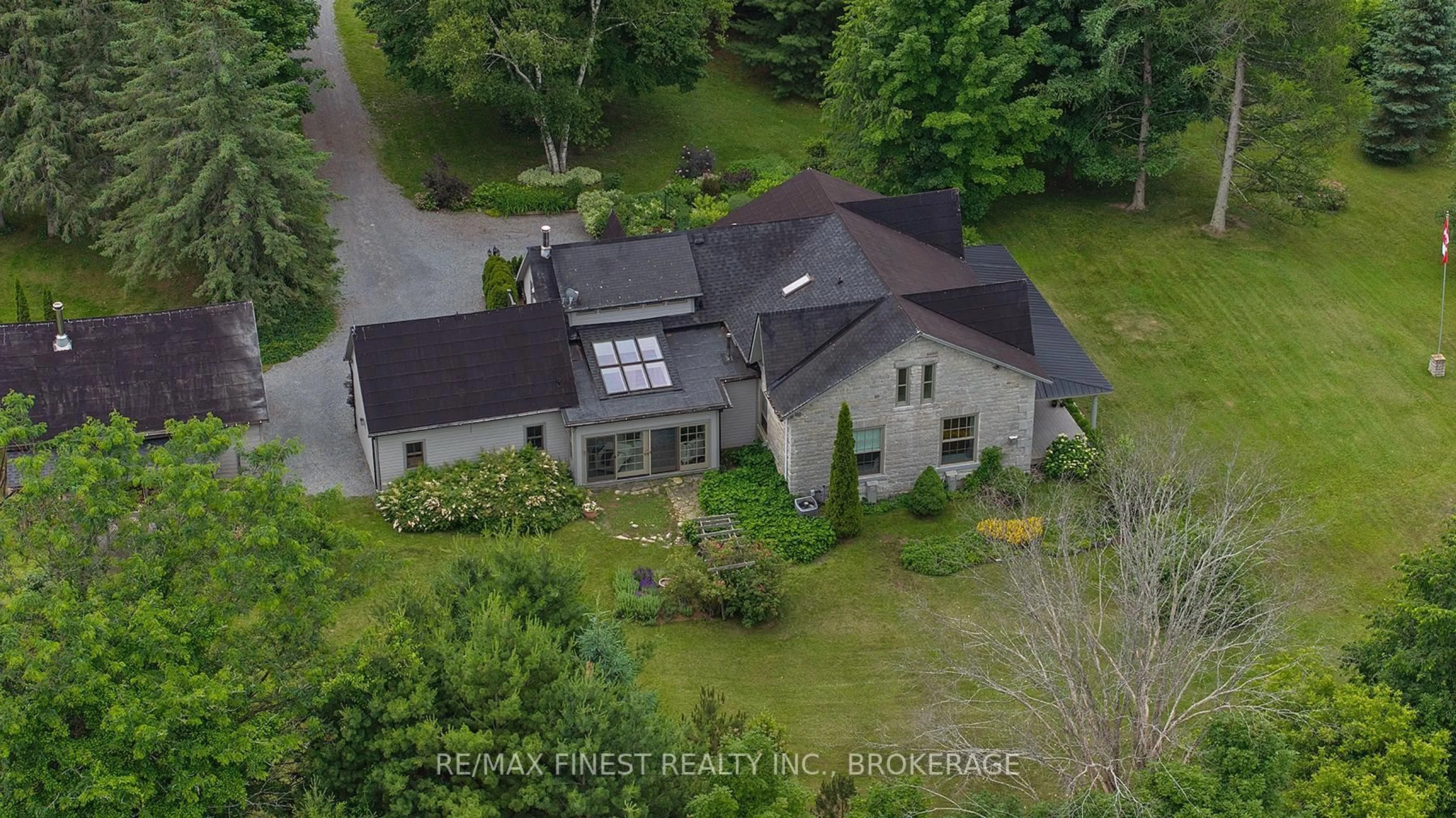 A pic from outside/outdoor area/front of a property/back of a property/a pic from drone, unknown for 187 SIMMONS Rd, Bissett Creek Ontario K0H 2H0