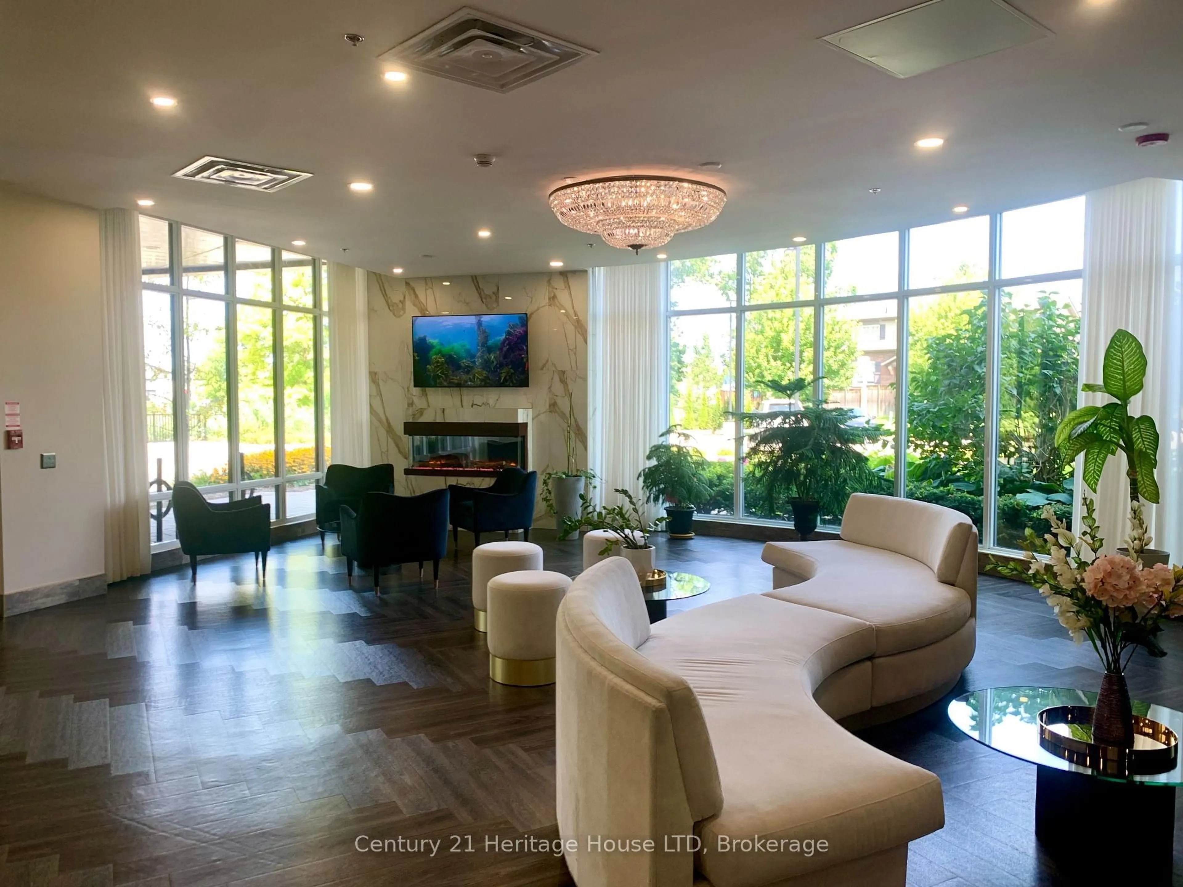 Lobby for 7711 Green Vista Gate #313, Niagara Falls Ontario L2G 0A8