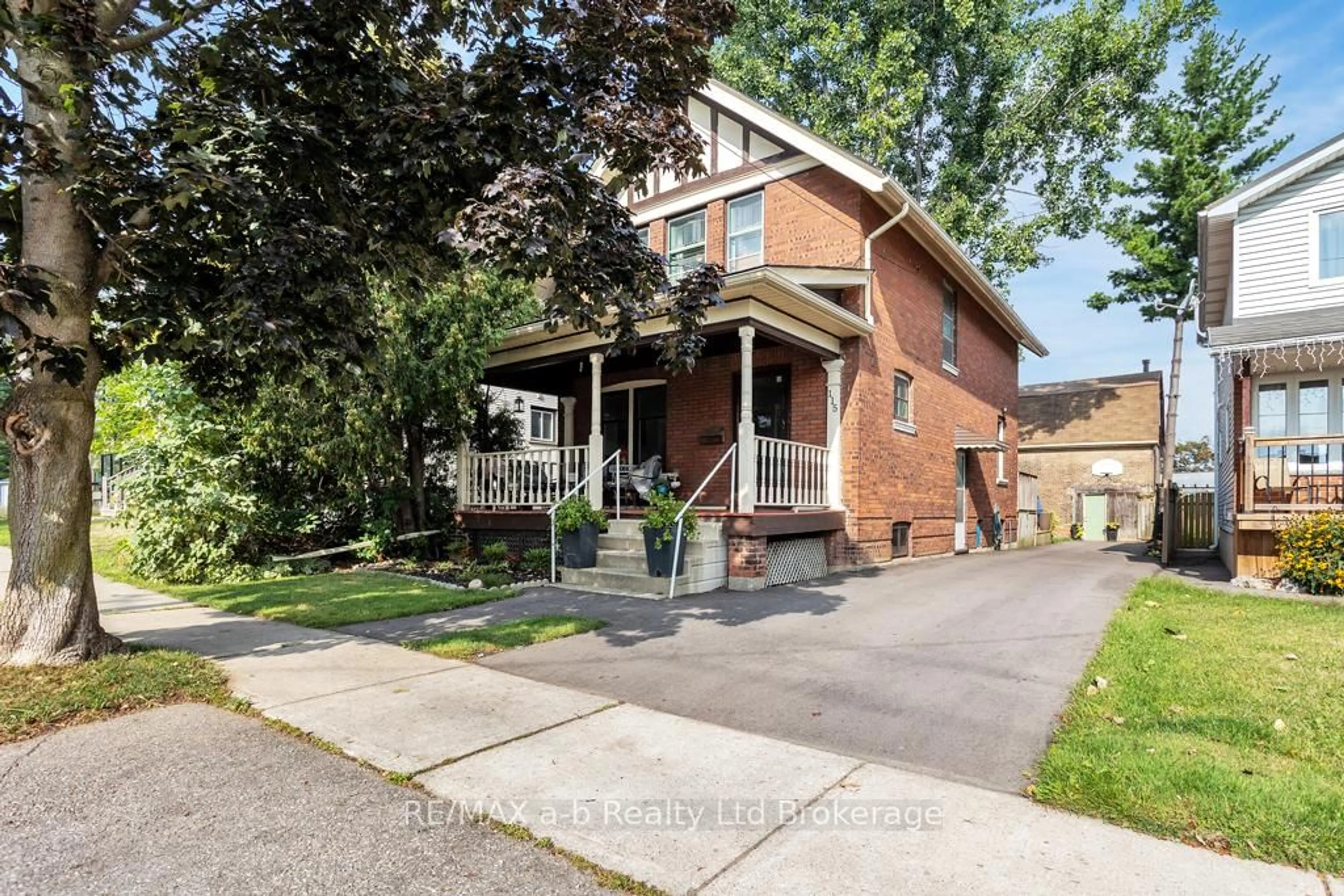 Home with brick exterior material, street for 115 Winniett St, Brant Ontario N3T 1N1