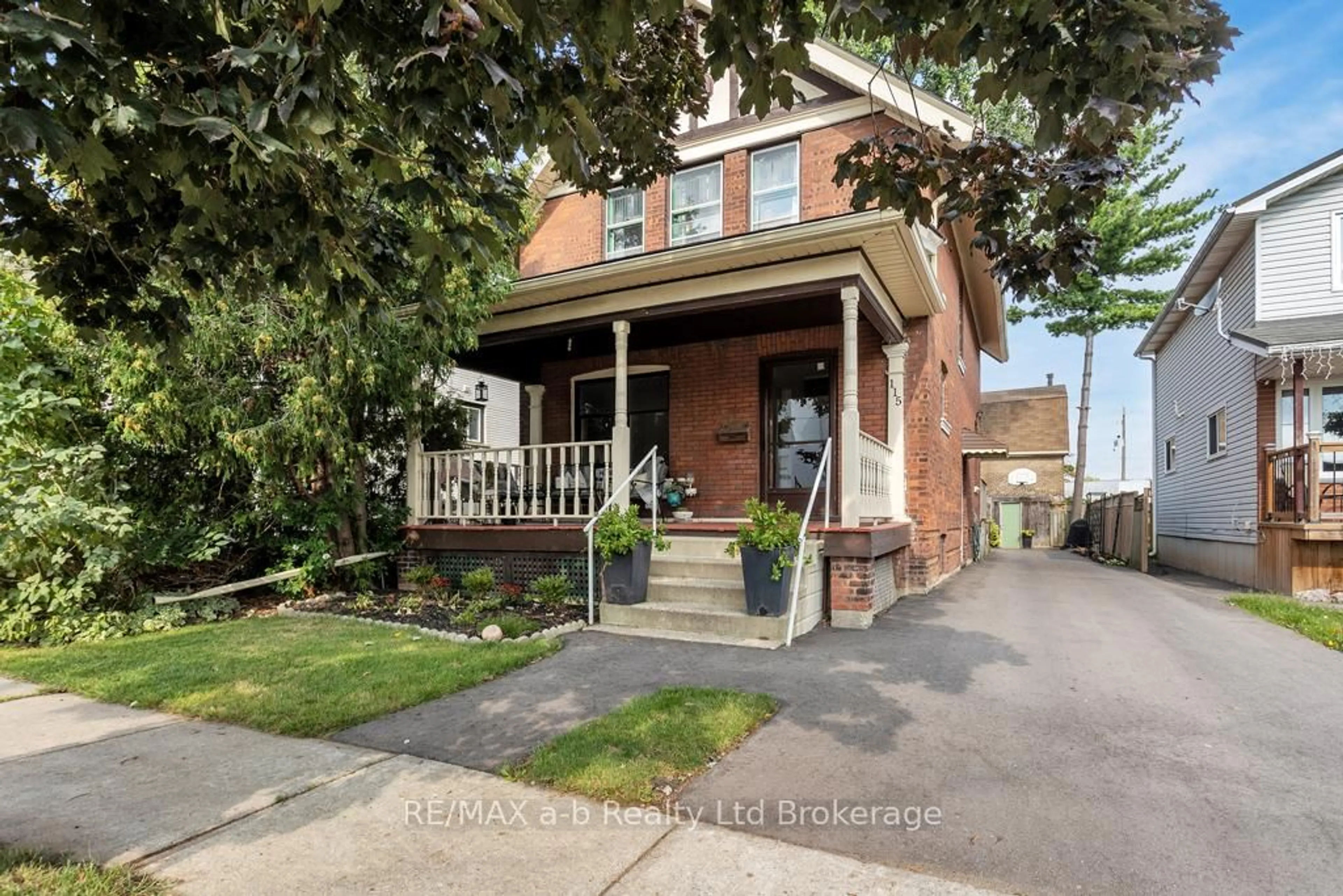 Home with brick exterior material, street for 115 Winniett St, Brant Ontario N3T 1N1