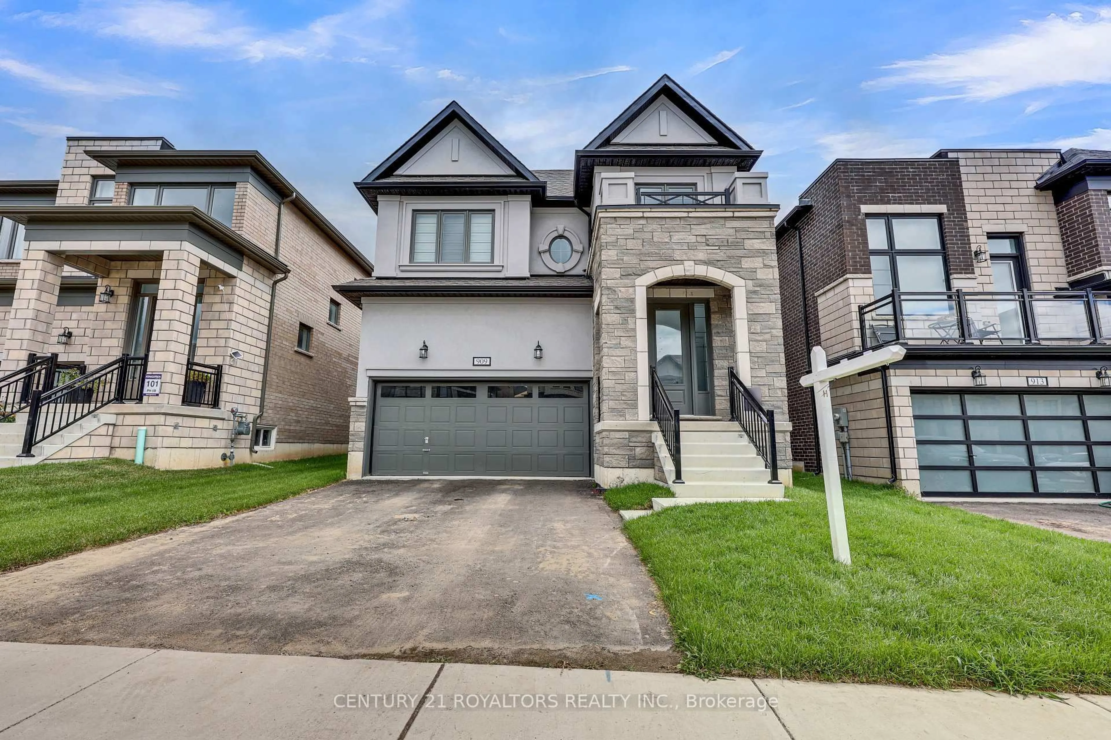 Home with brick exterior material, street for 909 Knights Lane, Woodstock Ontario N4T 0P7