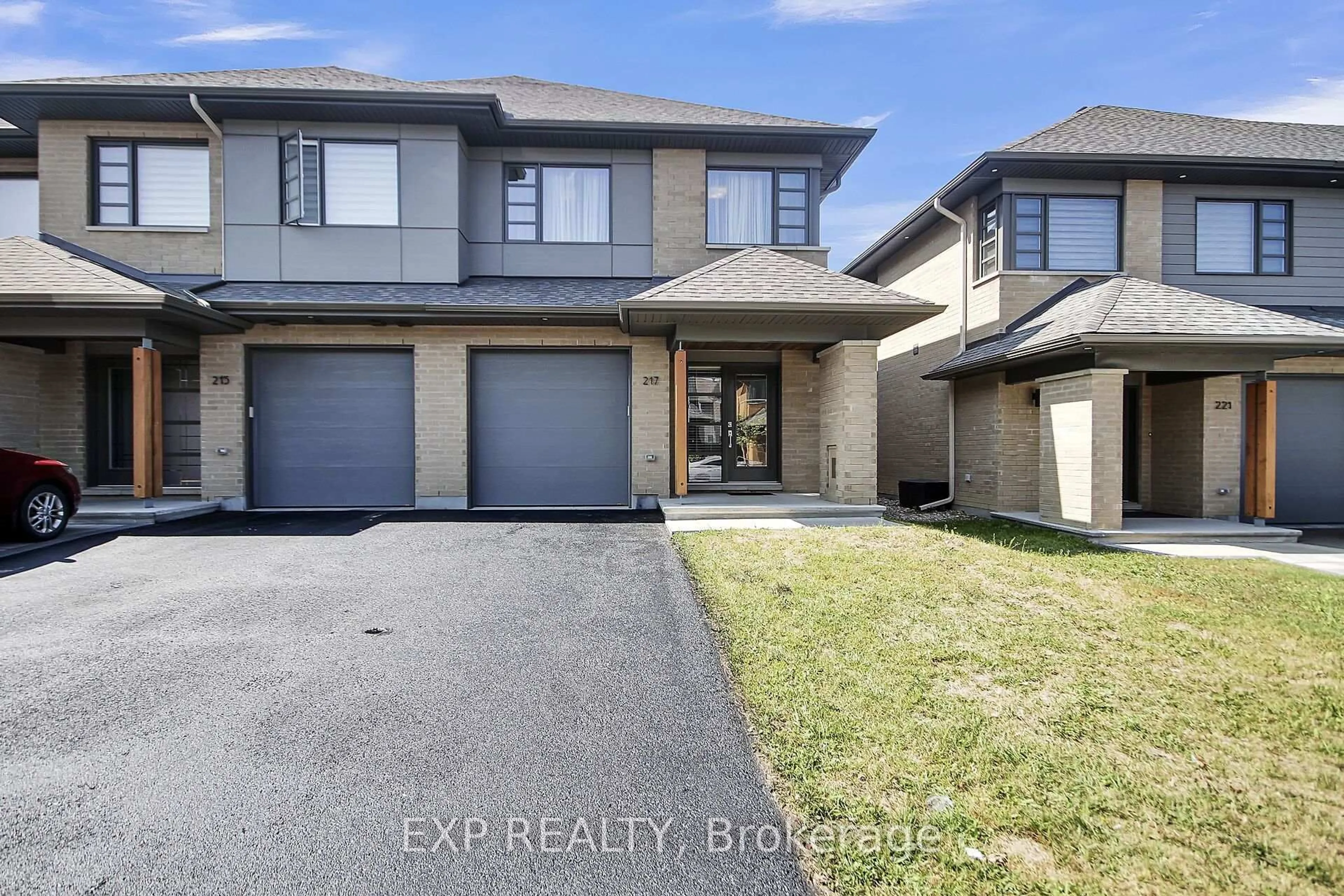 A pic from outside/outdoor area/front of a property/back of a property/a pic from drone, street for 217 Pisces Terr, Ottawa Ontario K1T 0S8
