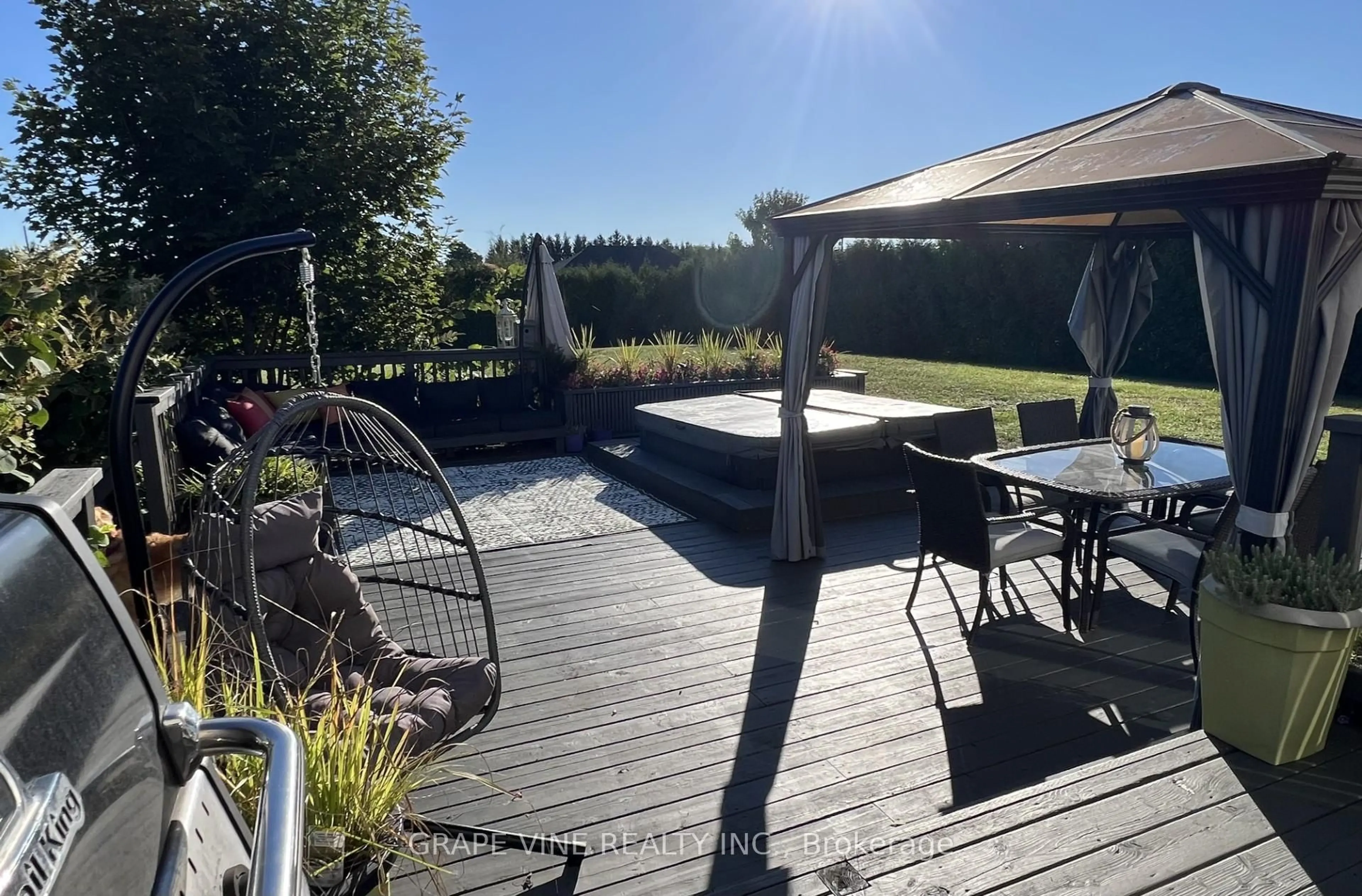 Patio, water/lake/river/ocean view for 5607 Maklynne Way, Vars Ontario K0A 3H0