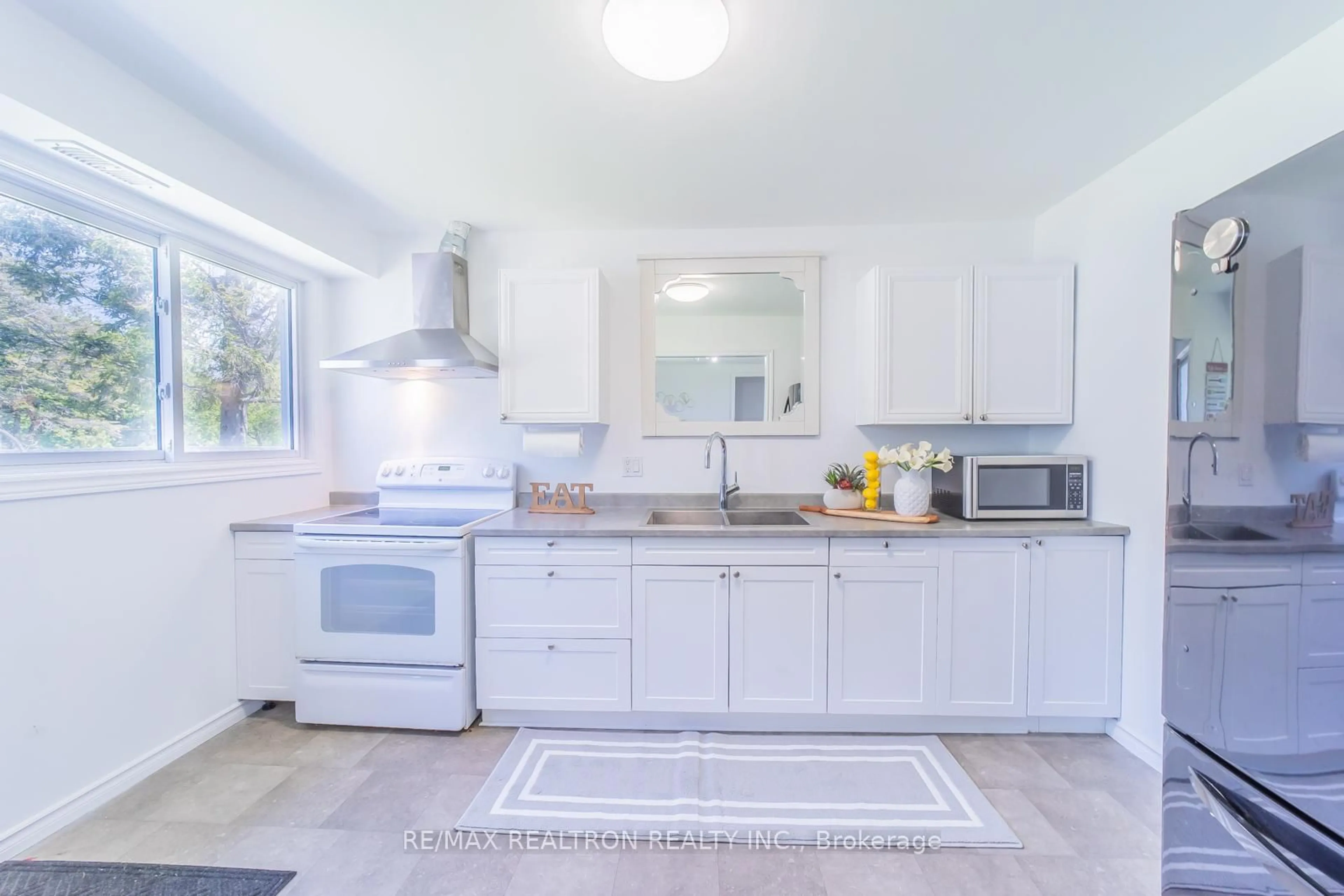 Standard kitchen, ceramic/tile floor for 514 Hiscock Shores Rd, Prince Edward County Ontario K0K 1L0