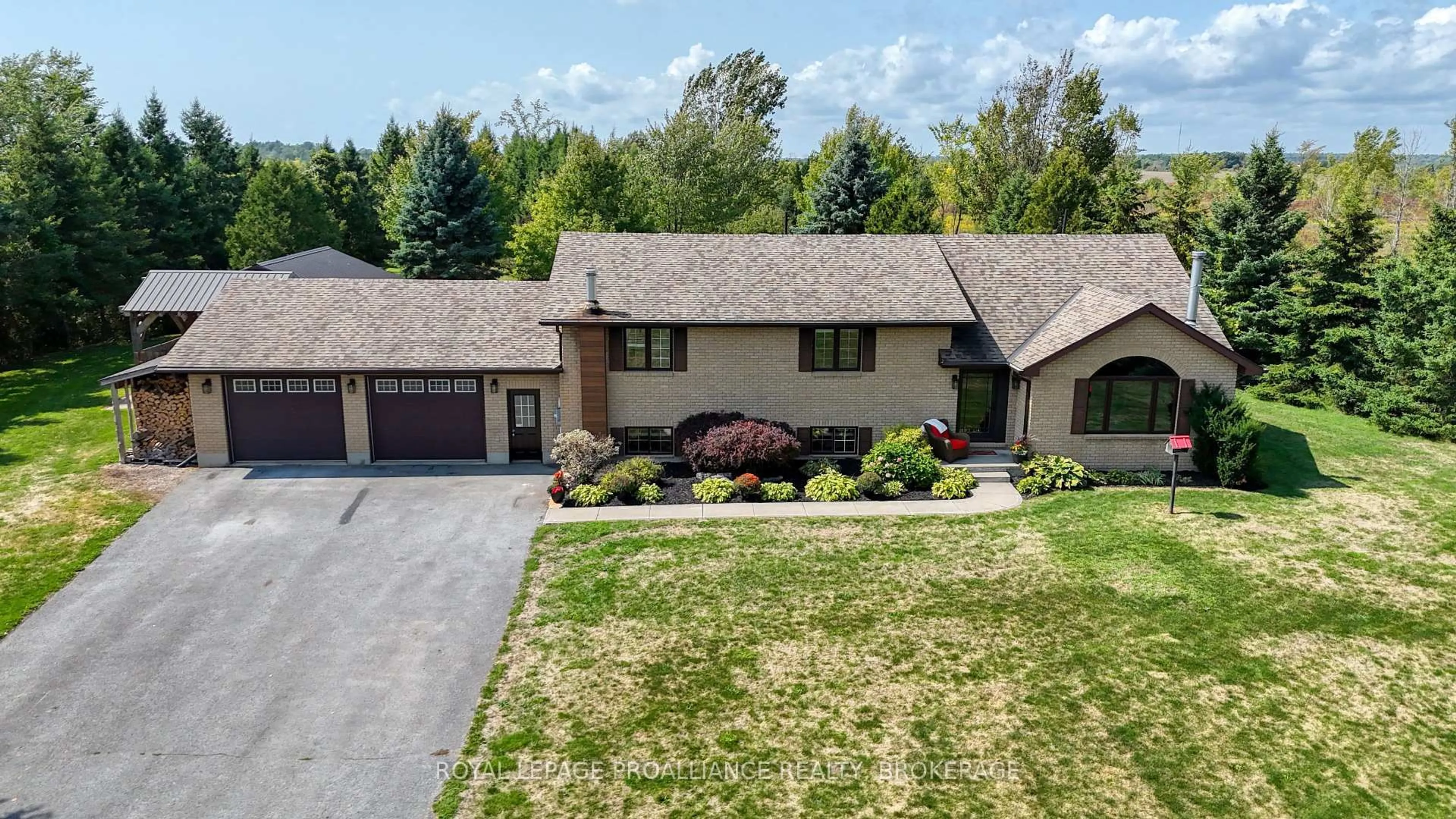 A pic from outside/outdoor area/front of a property/back of a property/a pic from drone, street for 1334 Butternut Creek Rd, Kingston Ontario K7L 4V3