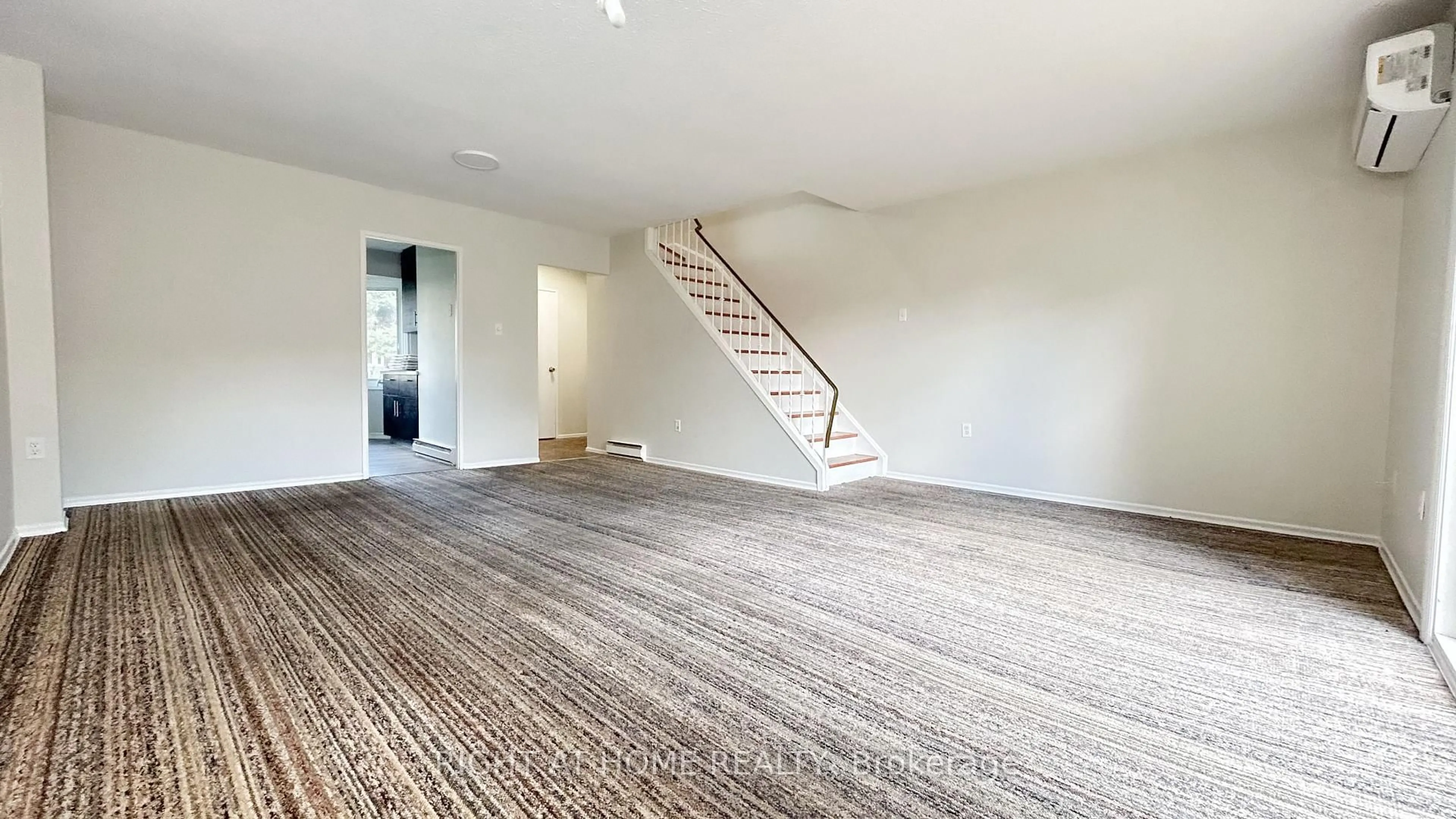 A pic of a room for 160 Jansen Ave #32, Kitchener Ontario N2A 2L7