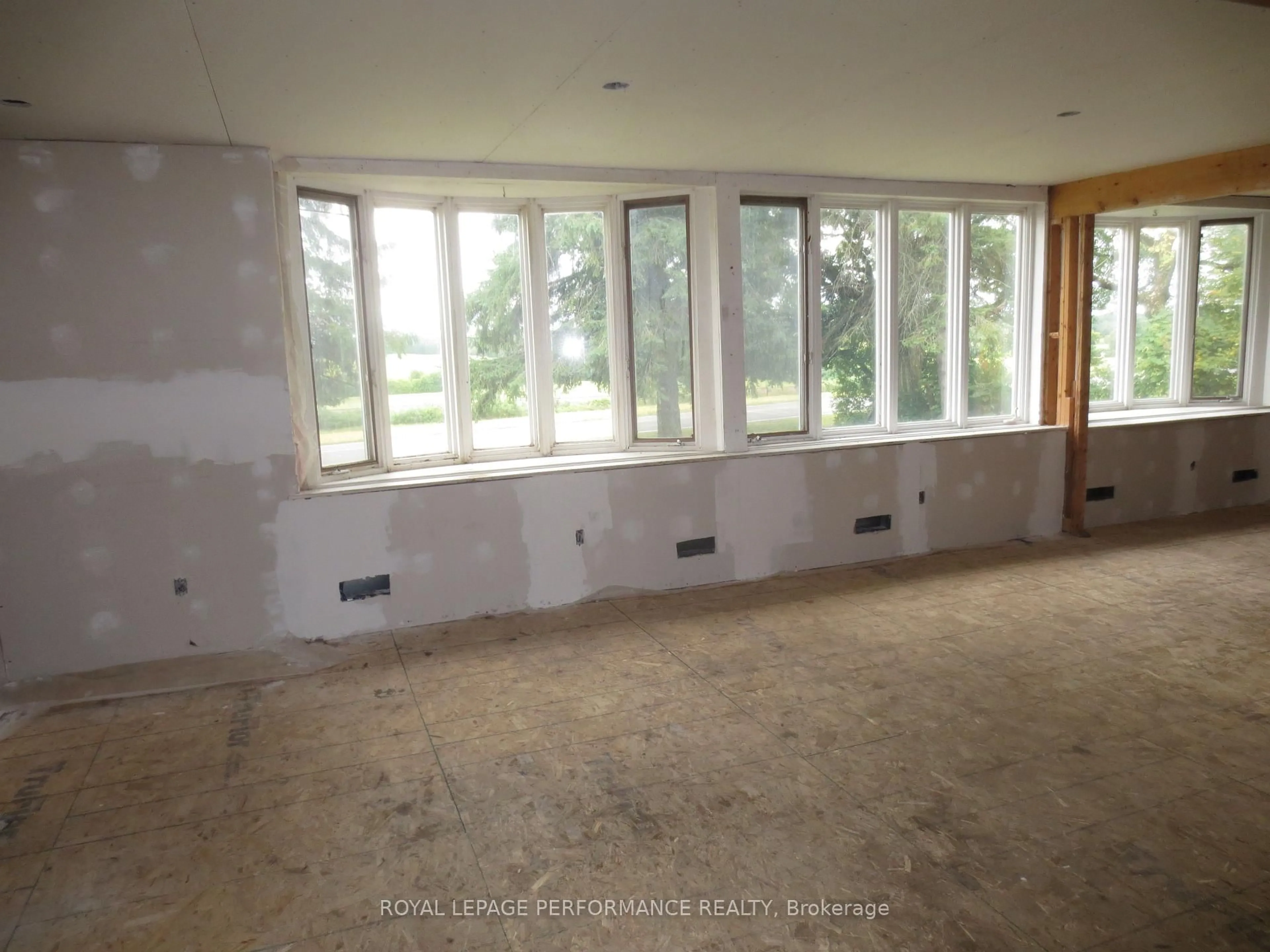A pic of a room for 20033 Kenyon Conc Rd 4 Rd, North Glengarry Ontario K0C 1A0