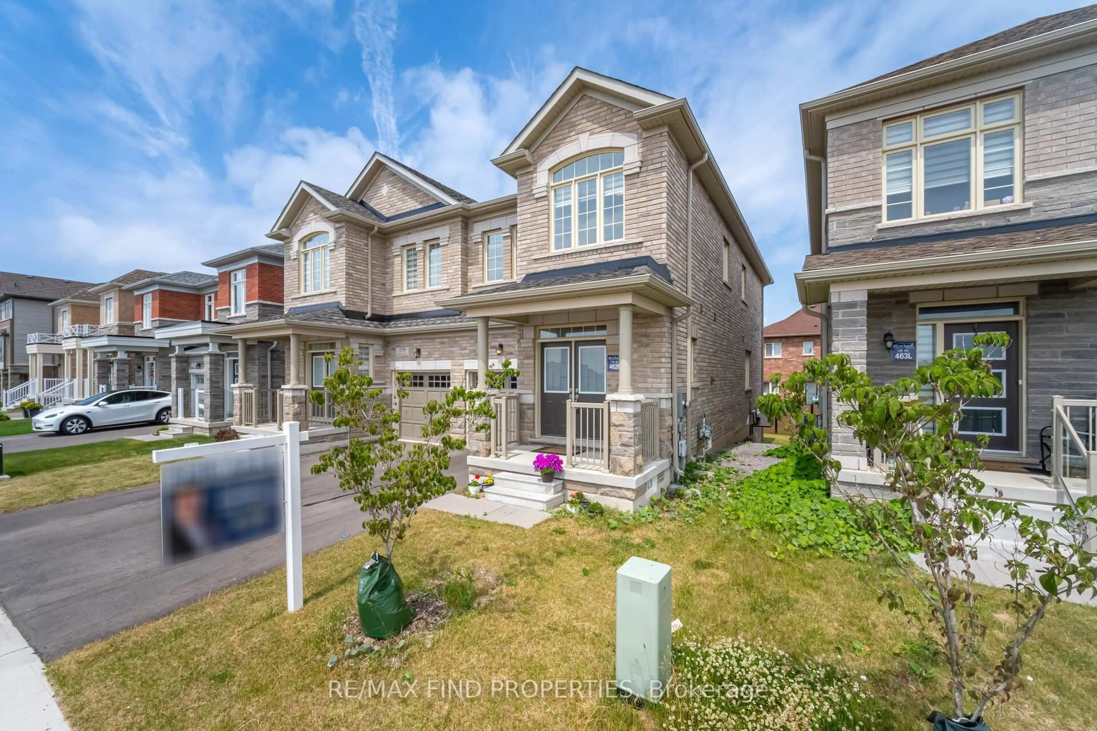 Unknown for 361 Skinner Rd, Hamilton Ontario L8B 1Z7
