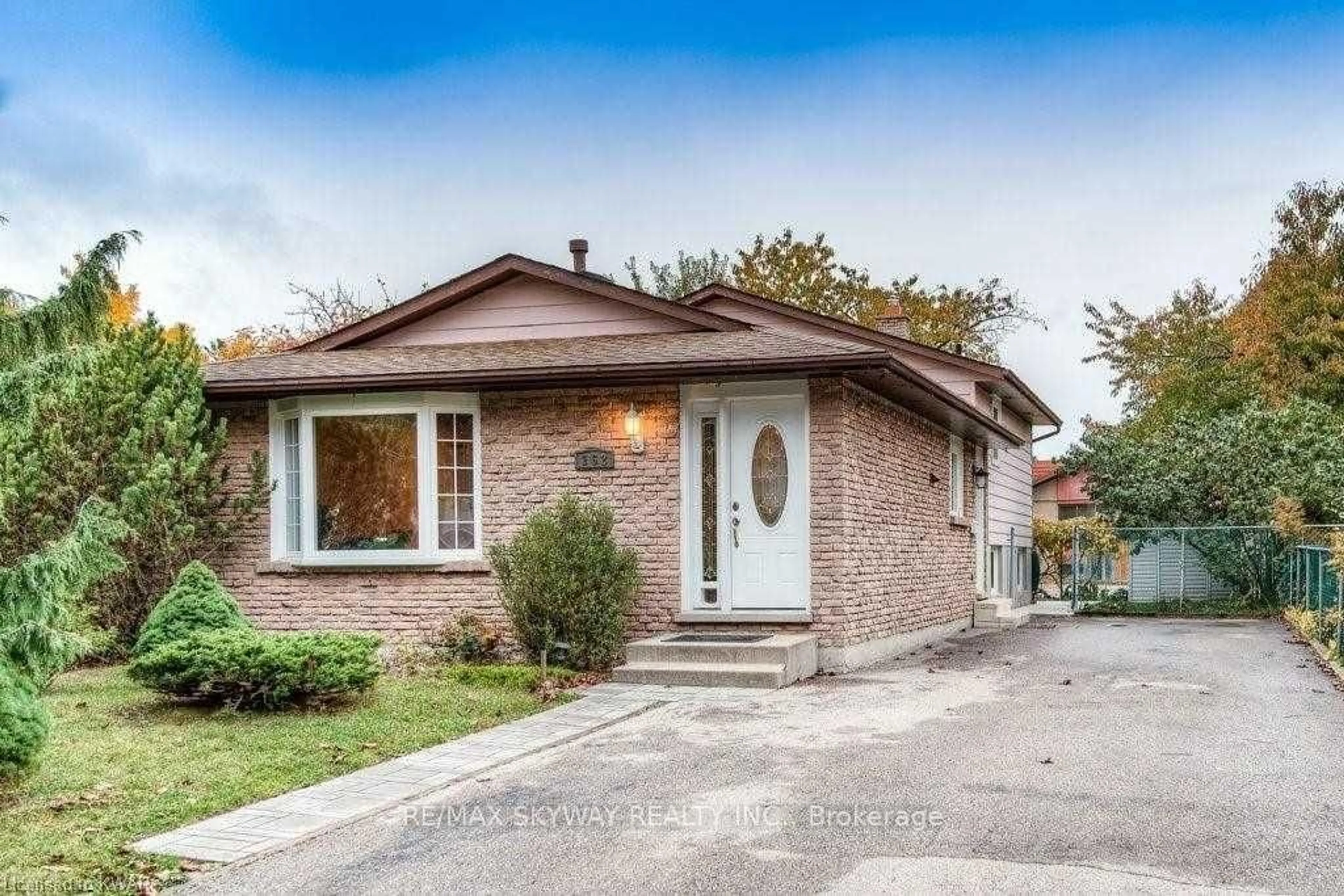 Home with brick exterior material, street for 162 Cedarwoods Cres, Kitchener Ontario N2C 2J8