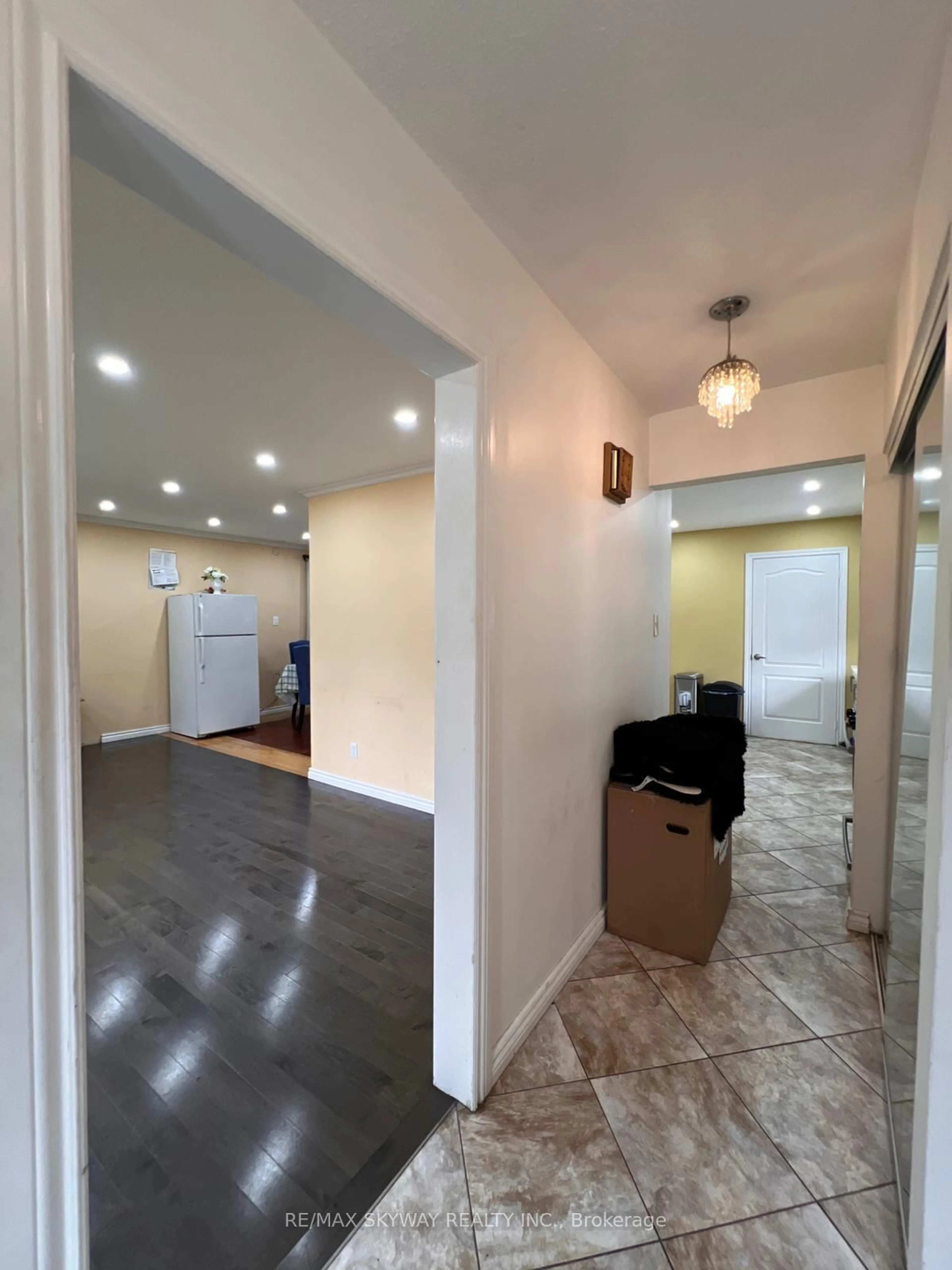 Unknown for 162 Cedarwoods Cres, Kitchener Ontario N2C 2J8