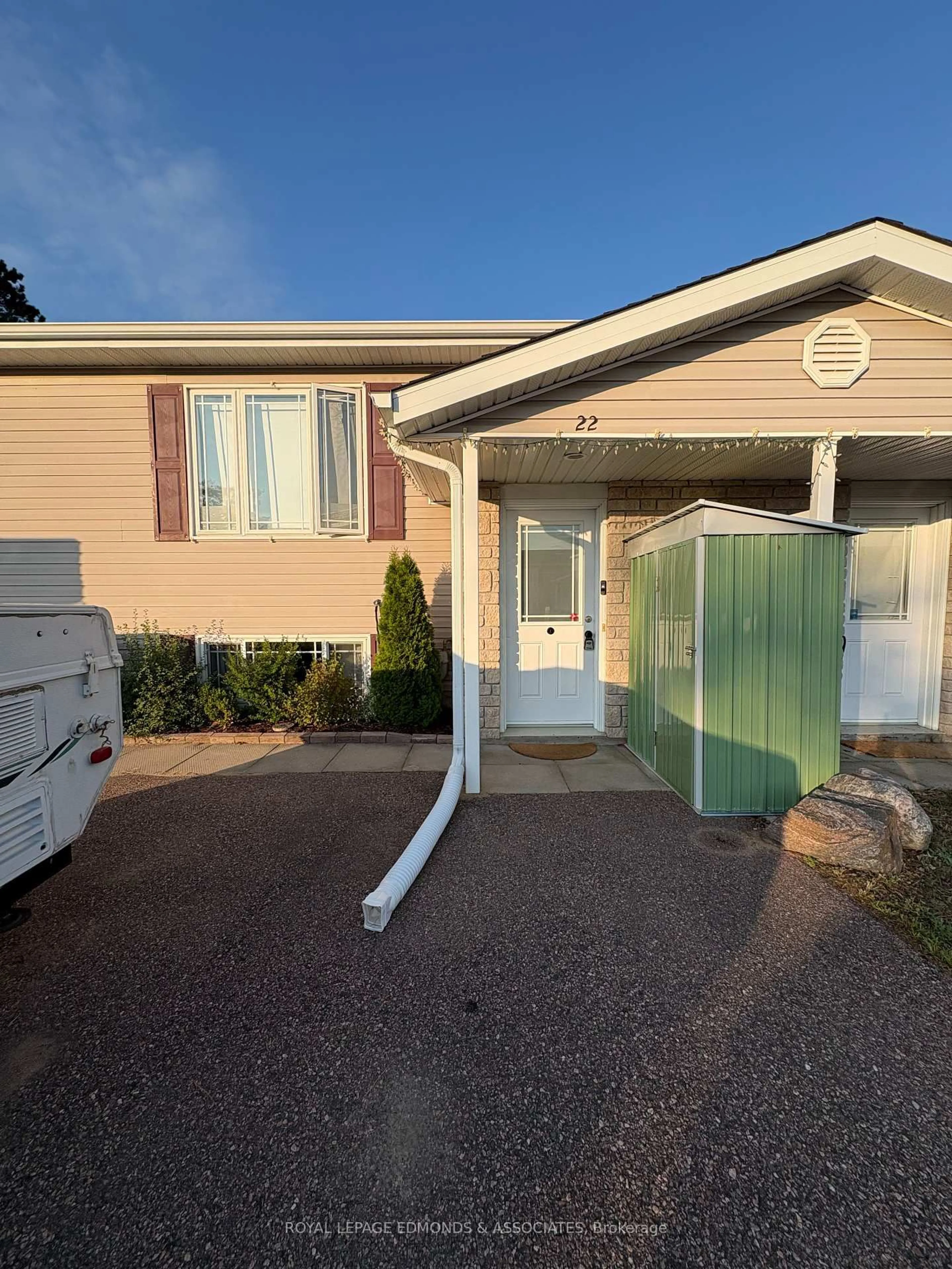 Home with vinyl exterior material, street for 22 Renfrew St, Petawawa Ontario K8H 0A5