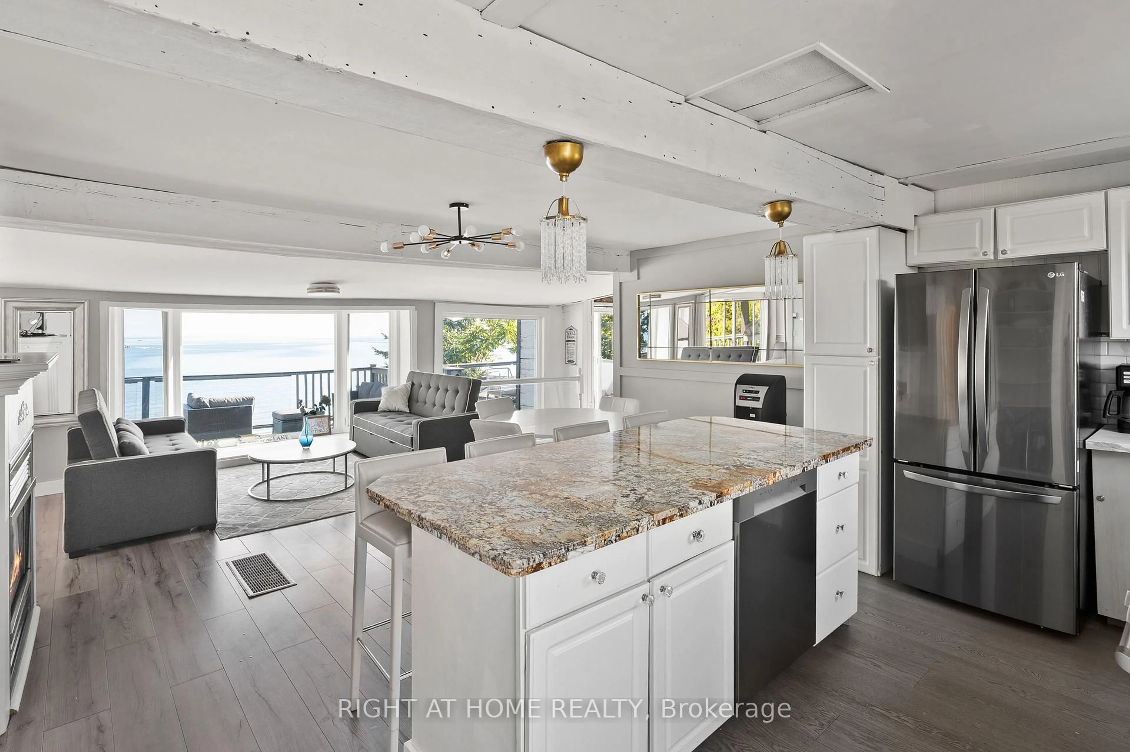 Open concept kitchen, ceramic/tile floor for 71 Lighthouse Dr, Haldimand Ontario N1A 2W6