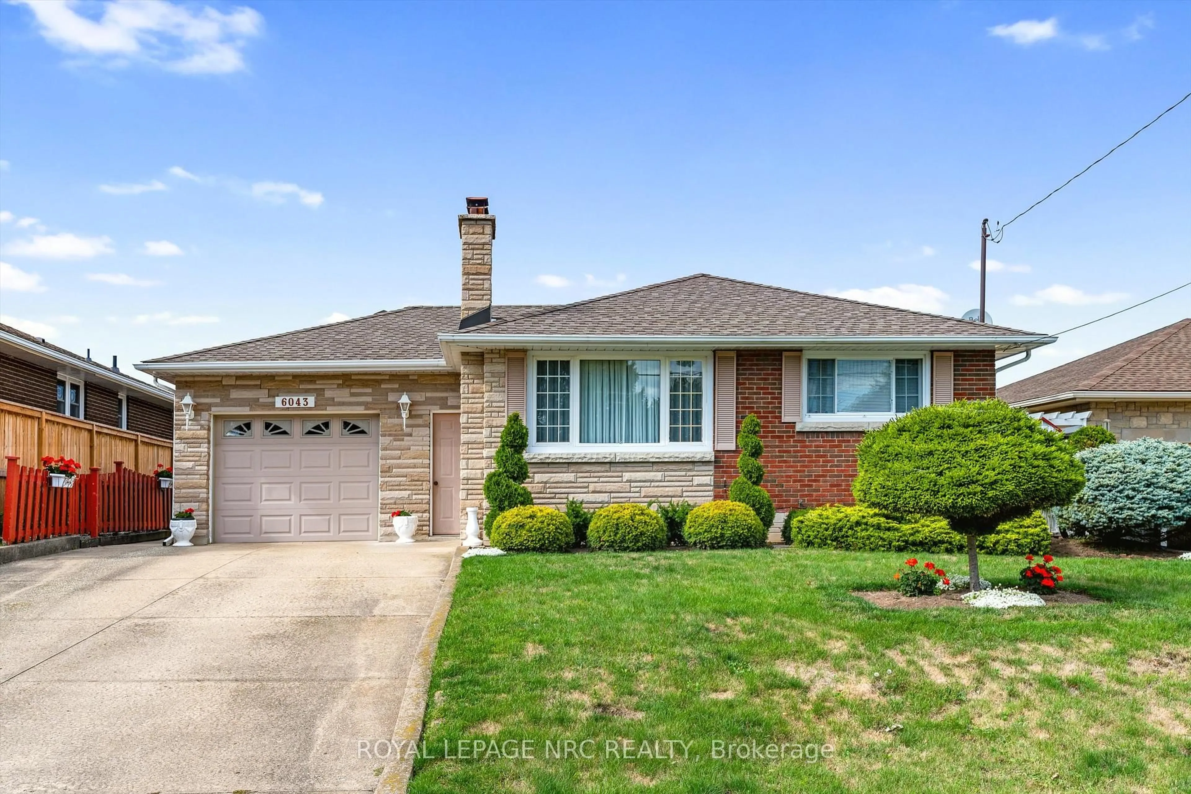Home with brick exterior material, street for 6043 Mayfair Dr, Niagara Falls Ontario L2J 1V7