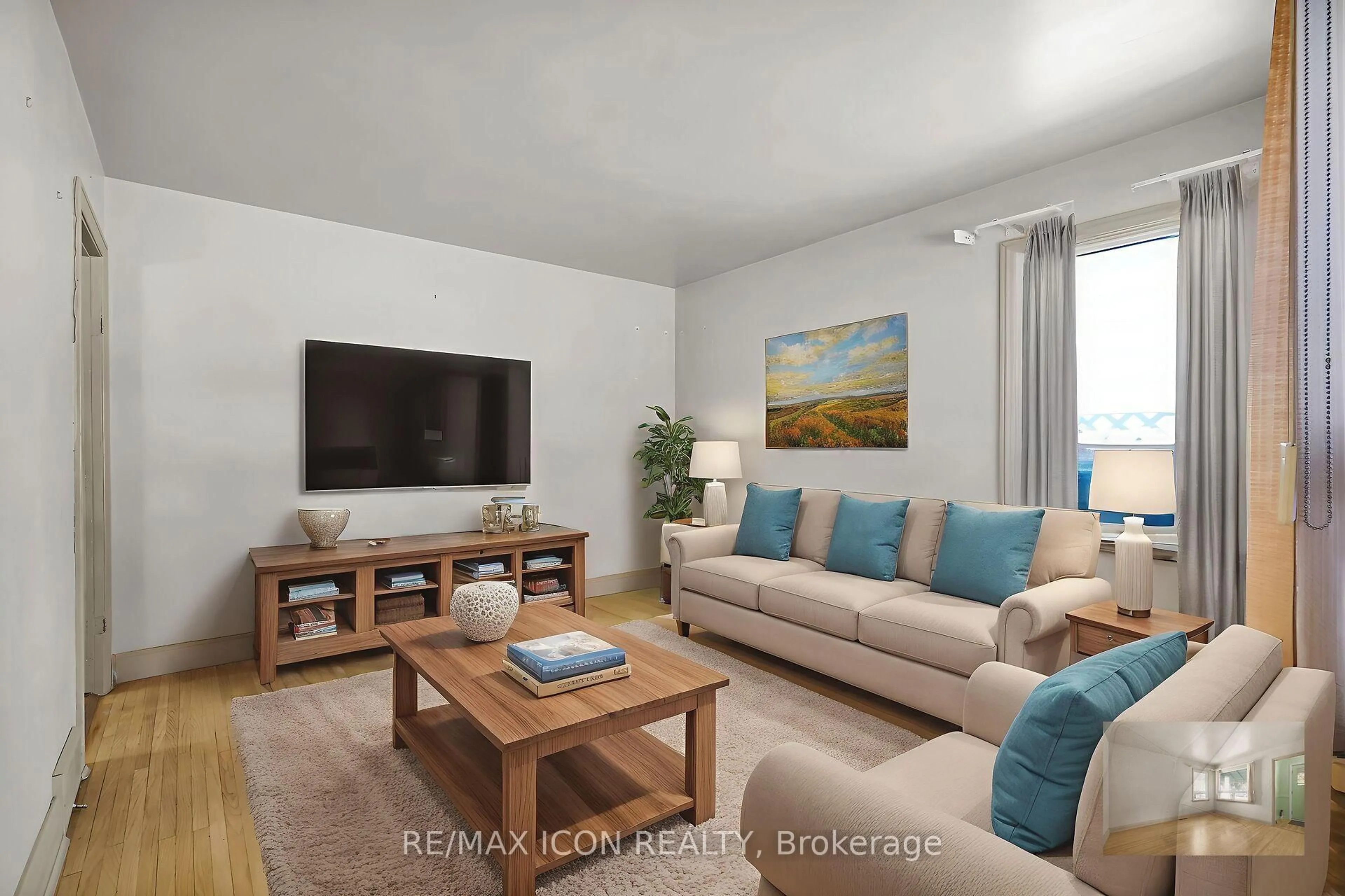 Living room with furniture, unknown for 17 Stuart St, London East Ontario N5Y 1S2
