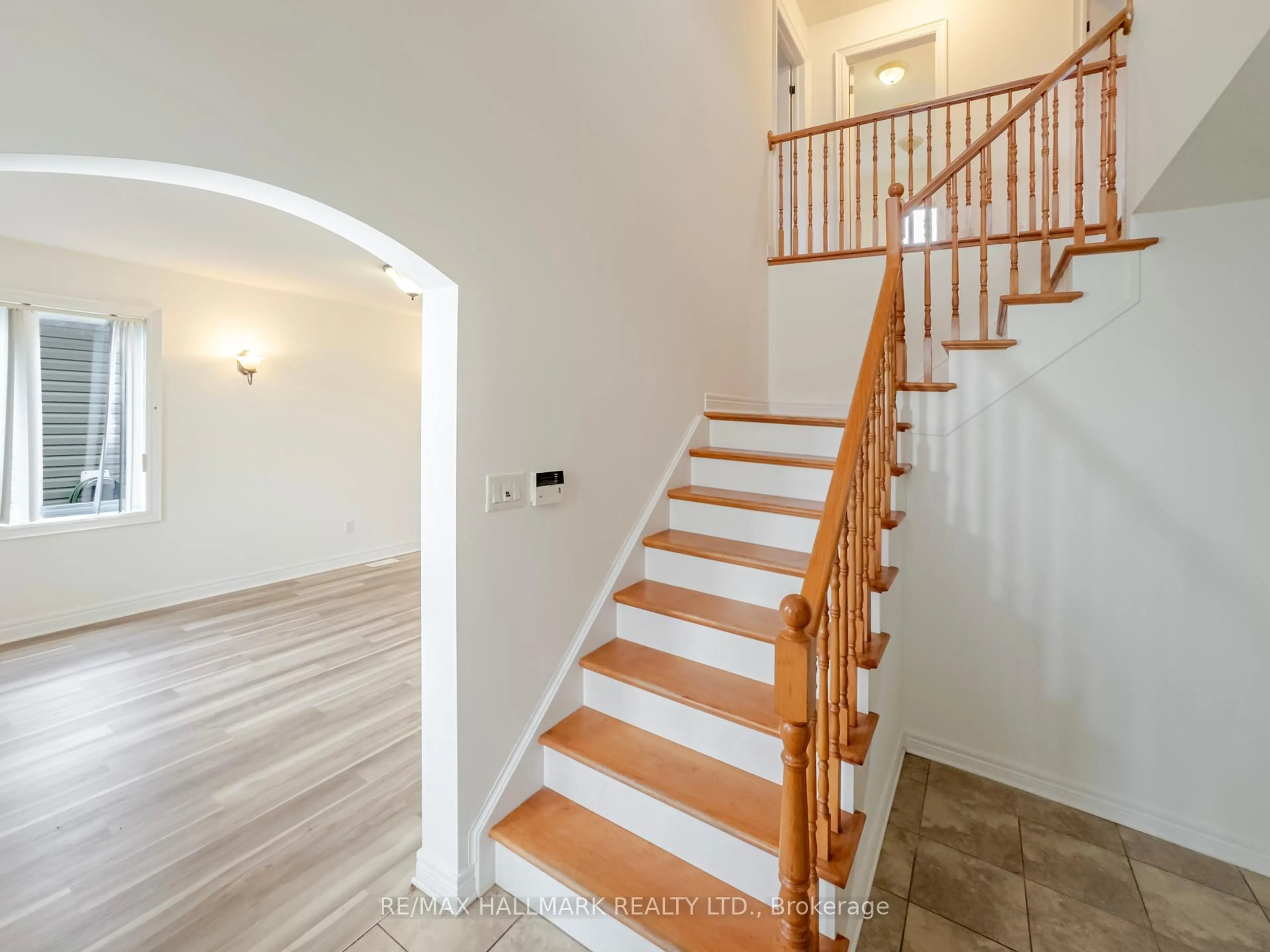 Unknown for 138 COLBECK Dr, Welland Ontario L3C 7M1