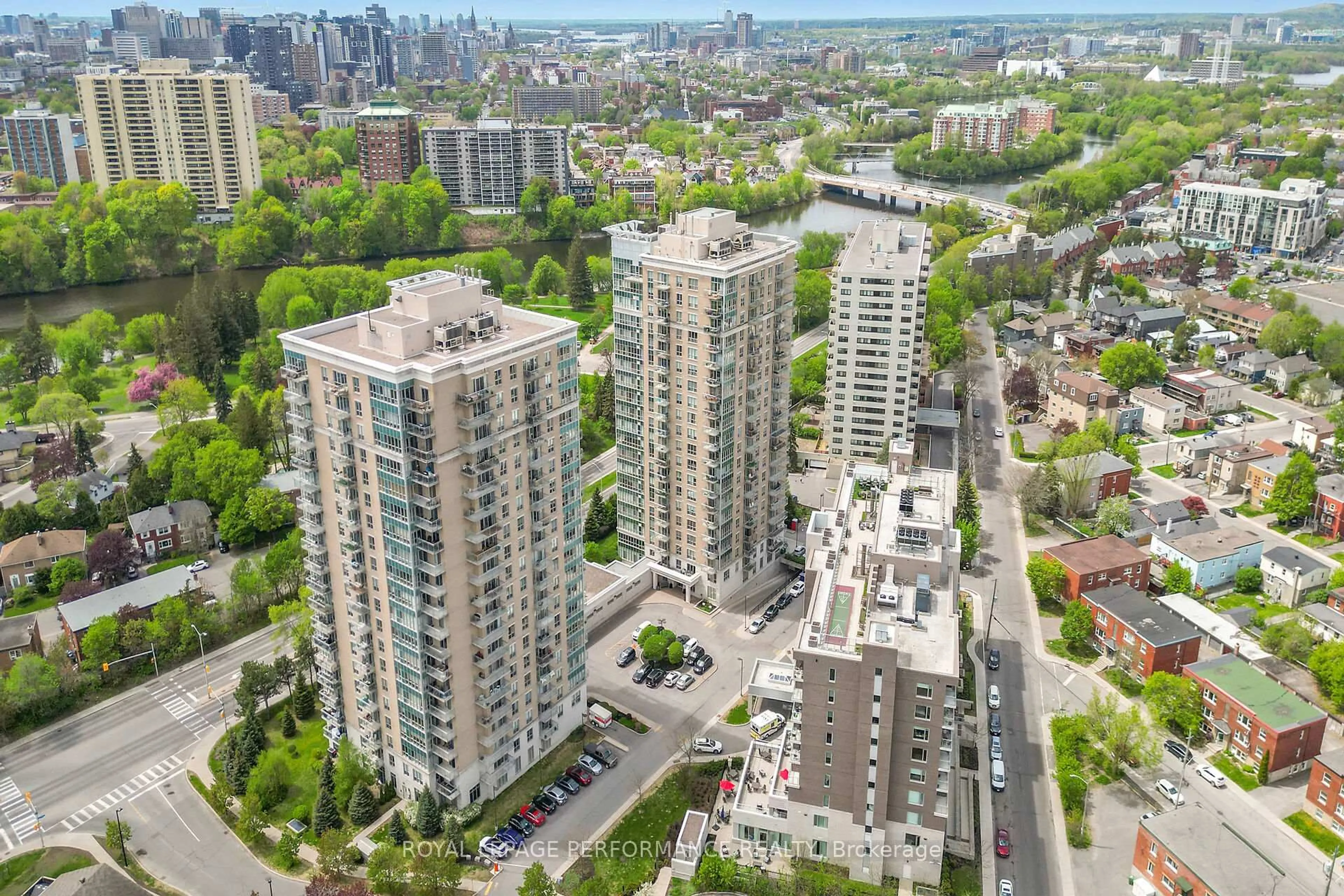 A pic from outside/outdoor area/front of a property/back of a property/a pic from drone, city buildings view from balcony for 70 Landry St #1807, Ottawa Ontario K1L 0A8