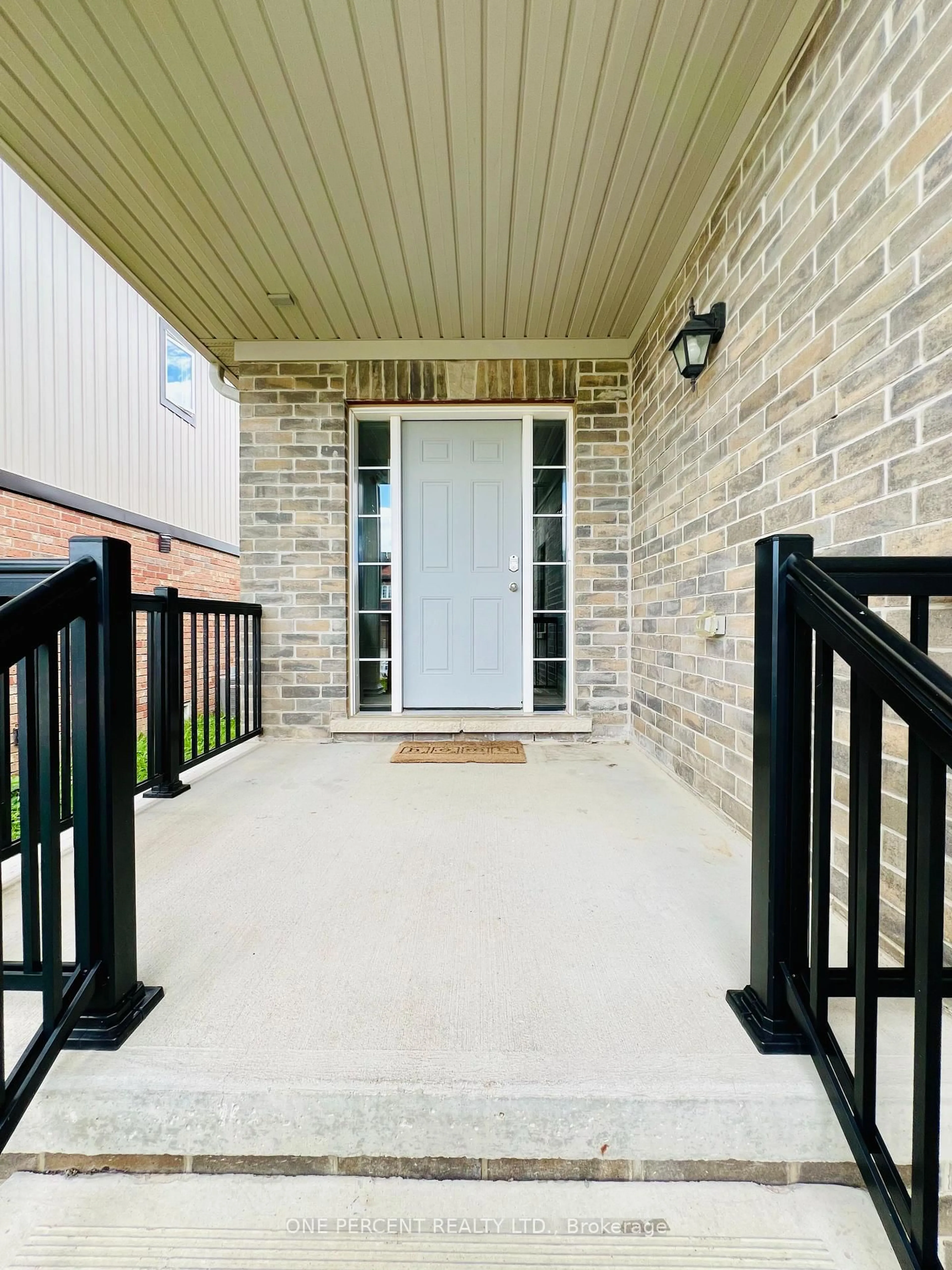 Indoor entryway for 415 Krotz St, North Perth Ontario N4W 0H8