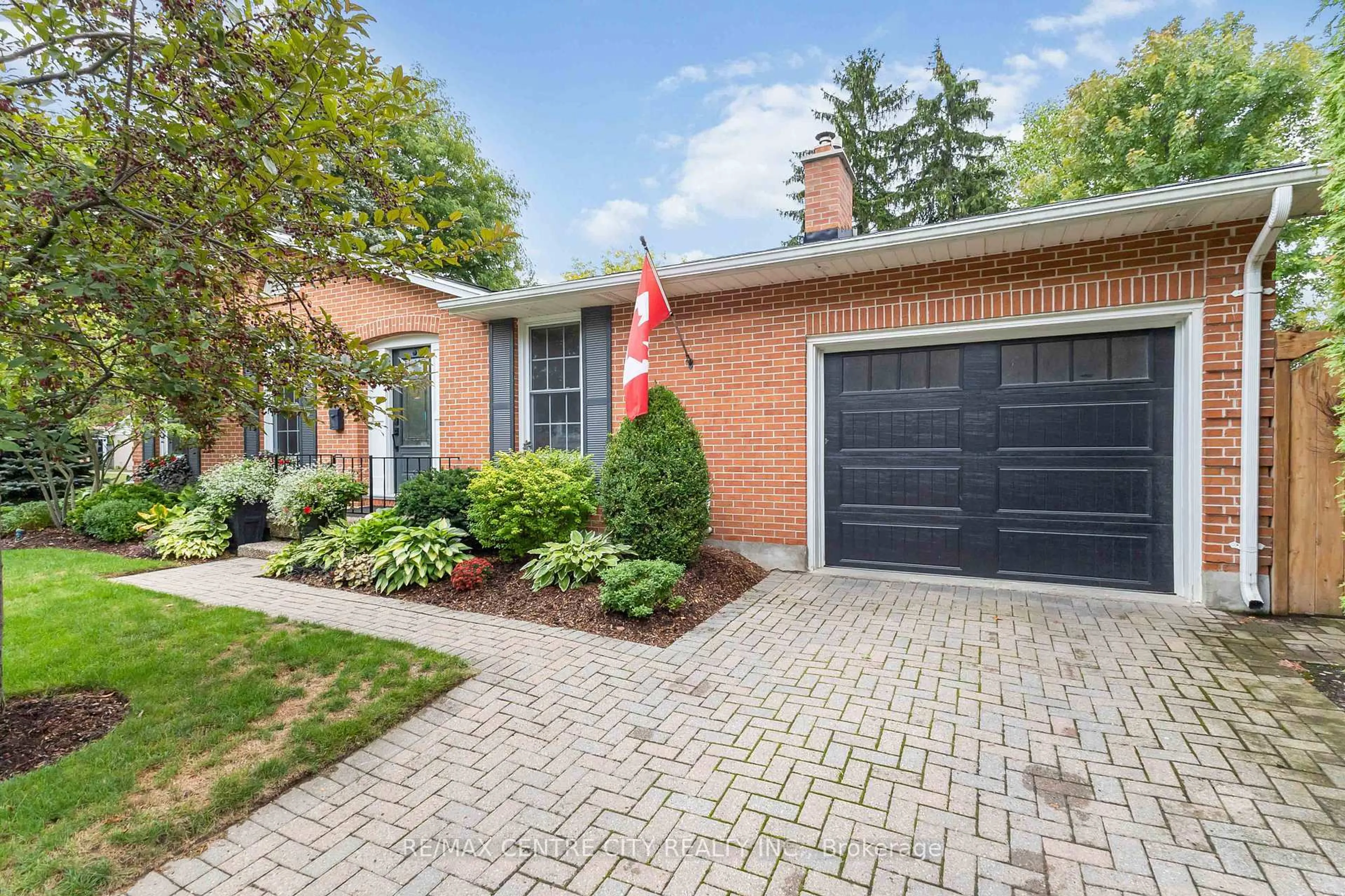 Home with brick exterior material, street for 1450 Stoneybrook Cres, London North Ontario N5X 1C4