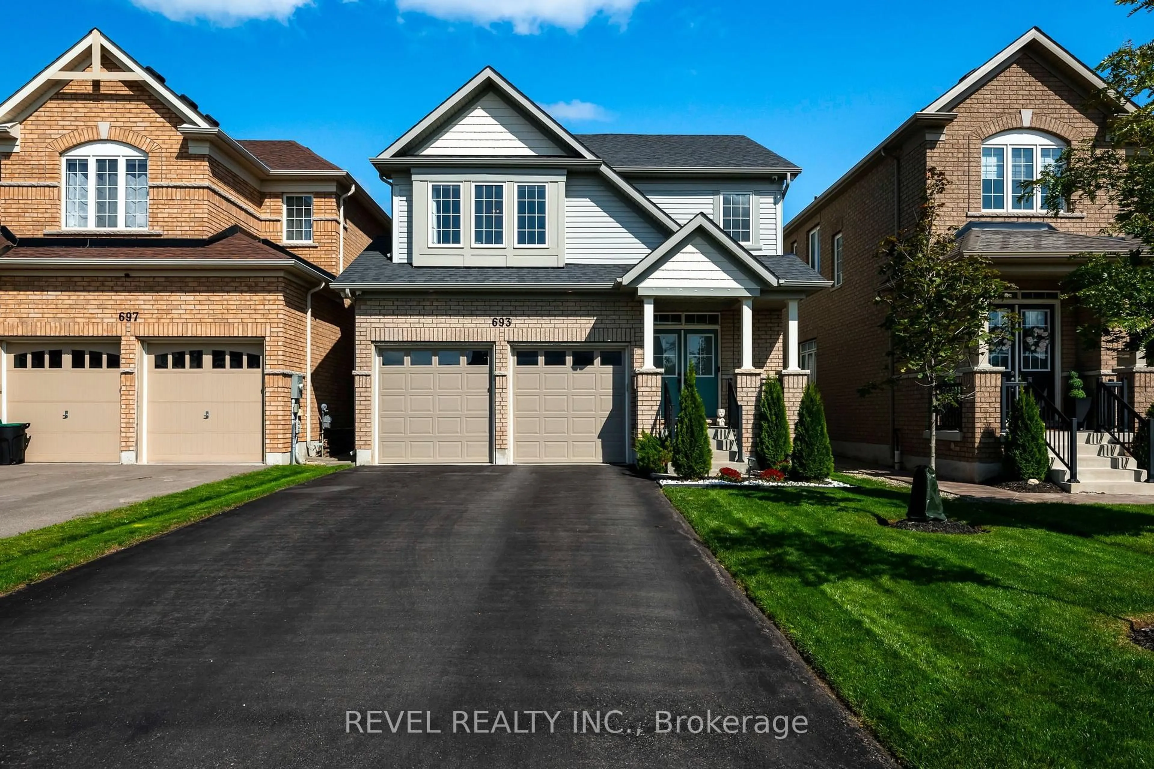 Home with brick exterior material, street for 693 Mcmullen St, Shelburne Ontario L9V 3X4