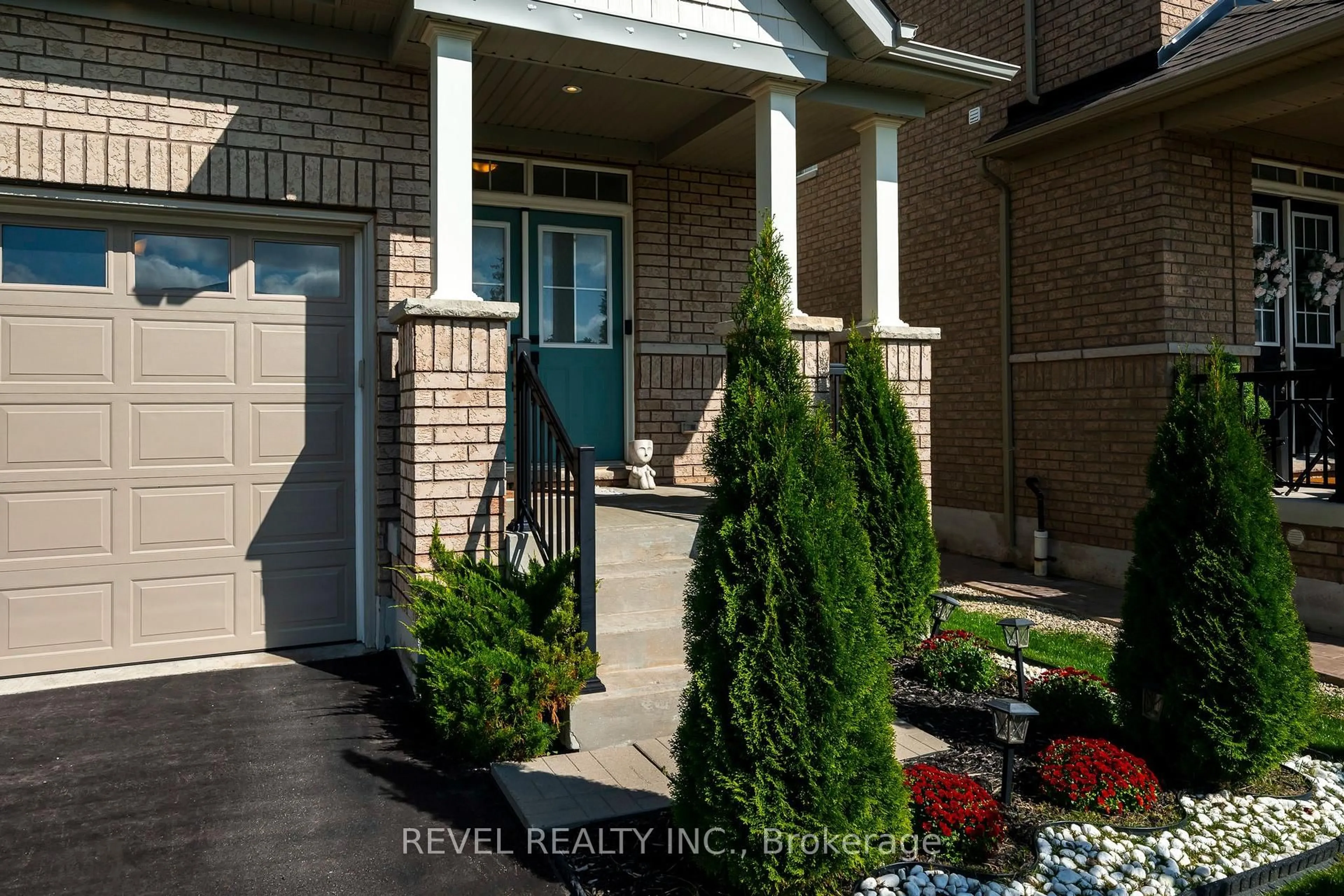 Unknown for 693 Mcmullen St, Shelburne Ontario L9V 3X4