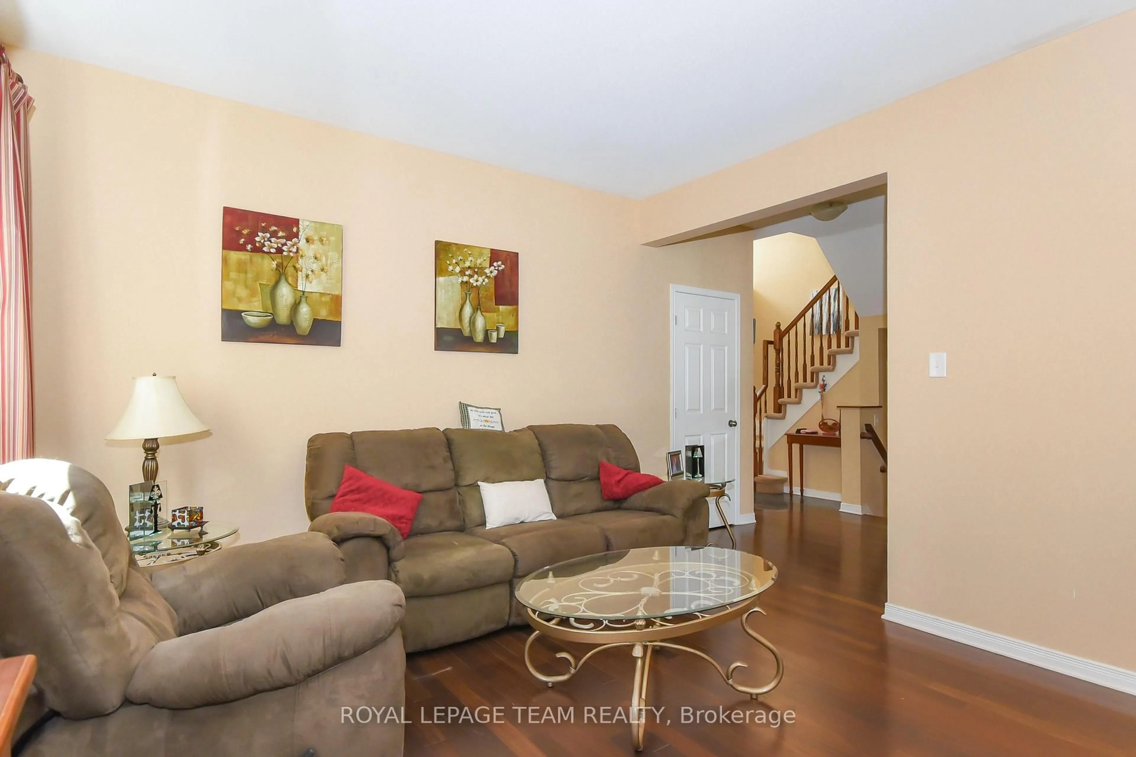 Living room with furniture, unknown for 413 Tartaruga Lane, Ottawa Ontario K2J 0E2