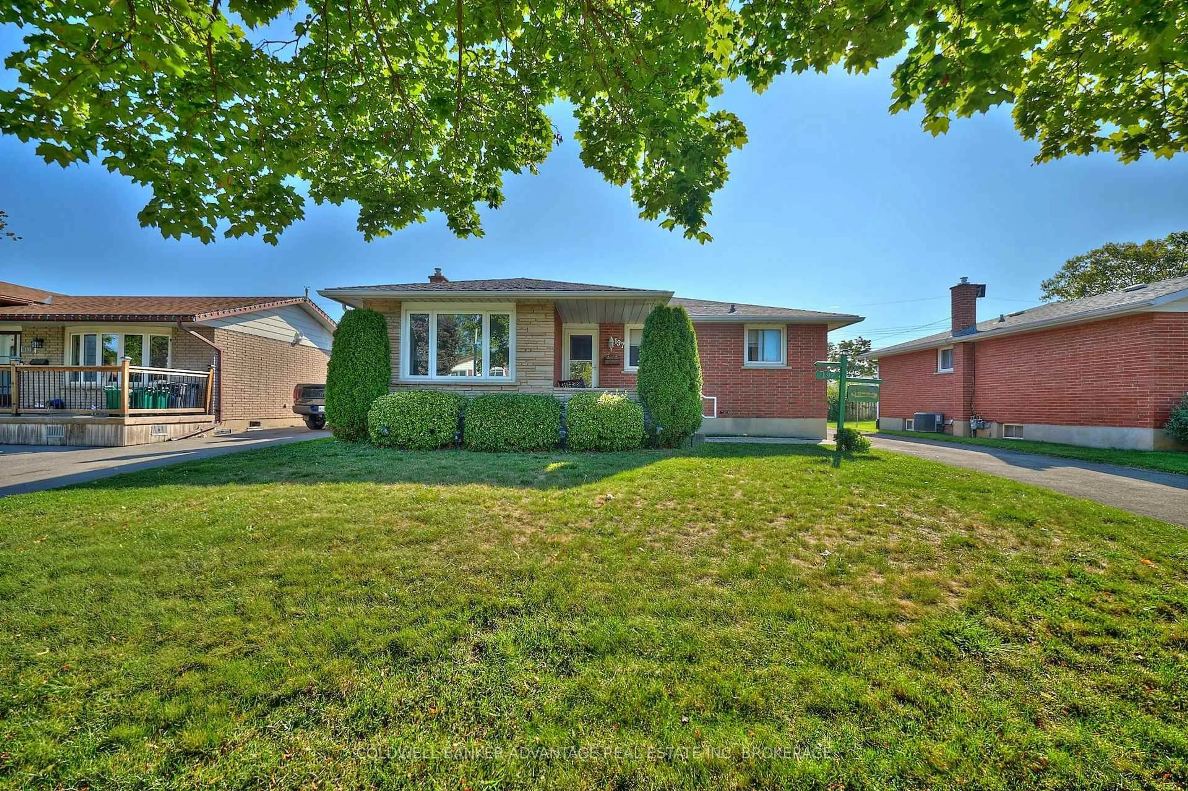 Home with brick exterior material, street for 197 Hildred St, Welland Ontario L3B 1M9