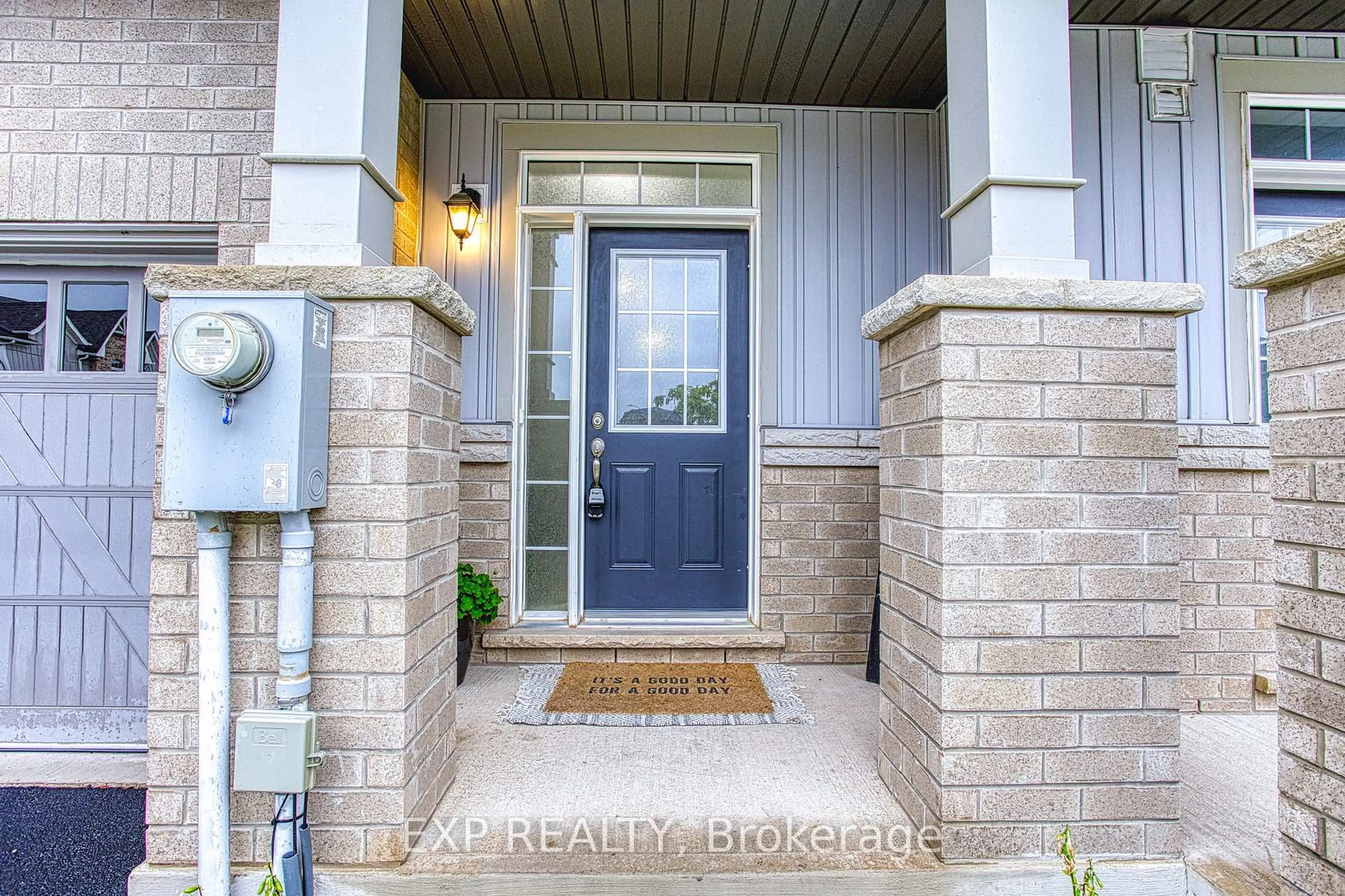 Indoor entryway for 4067 Canby St, Lincoln Ontario L0R 1B4