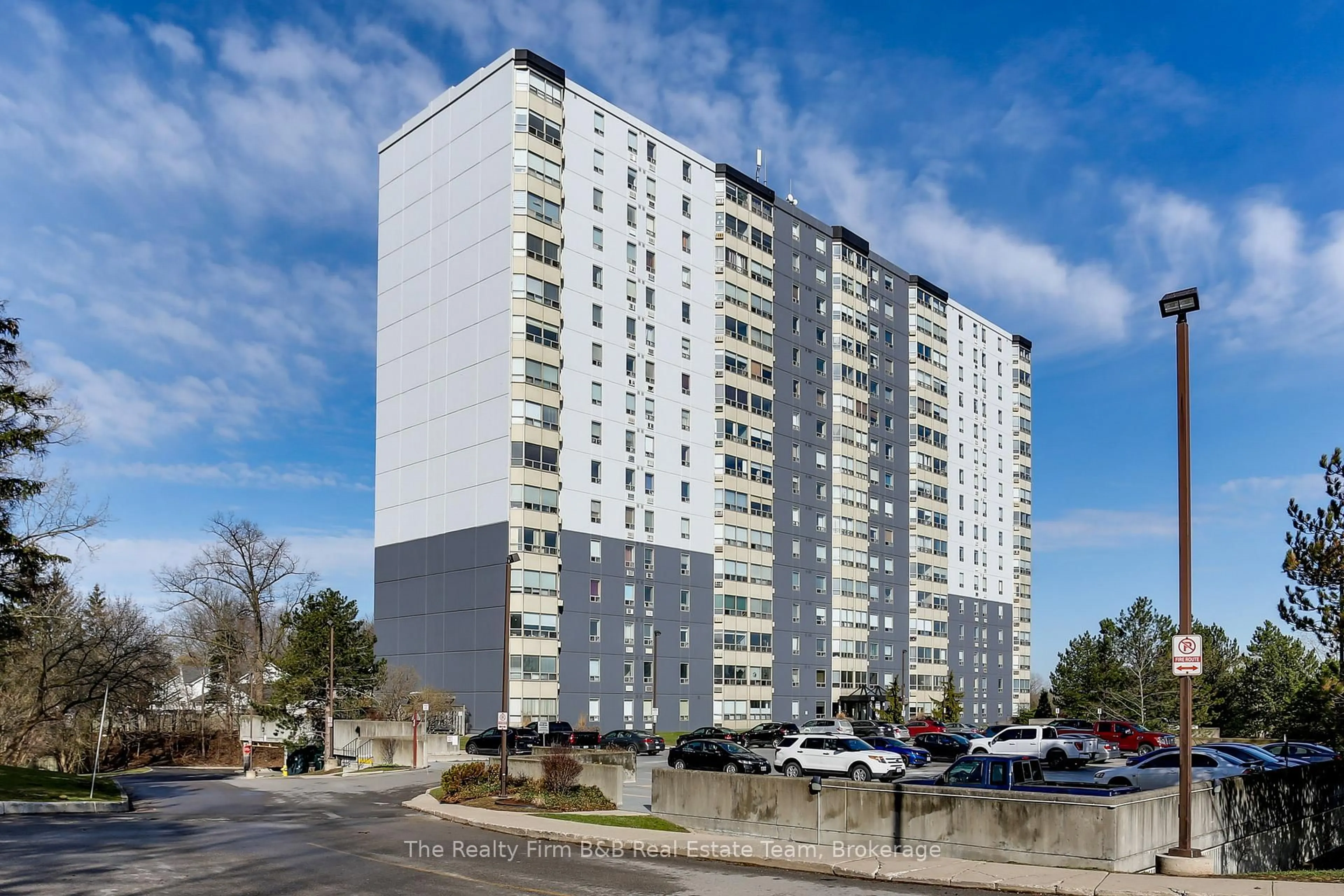 Unknown for 45 Pond Mills Rd #1515, London South Ontario N5Z 4W5