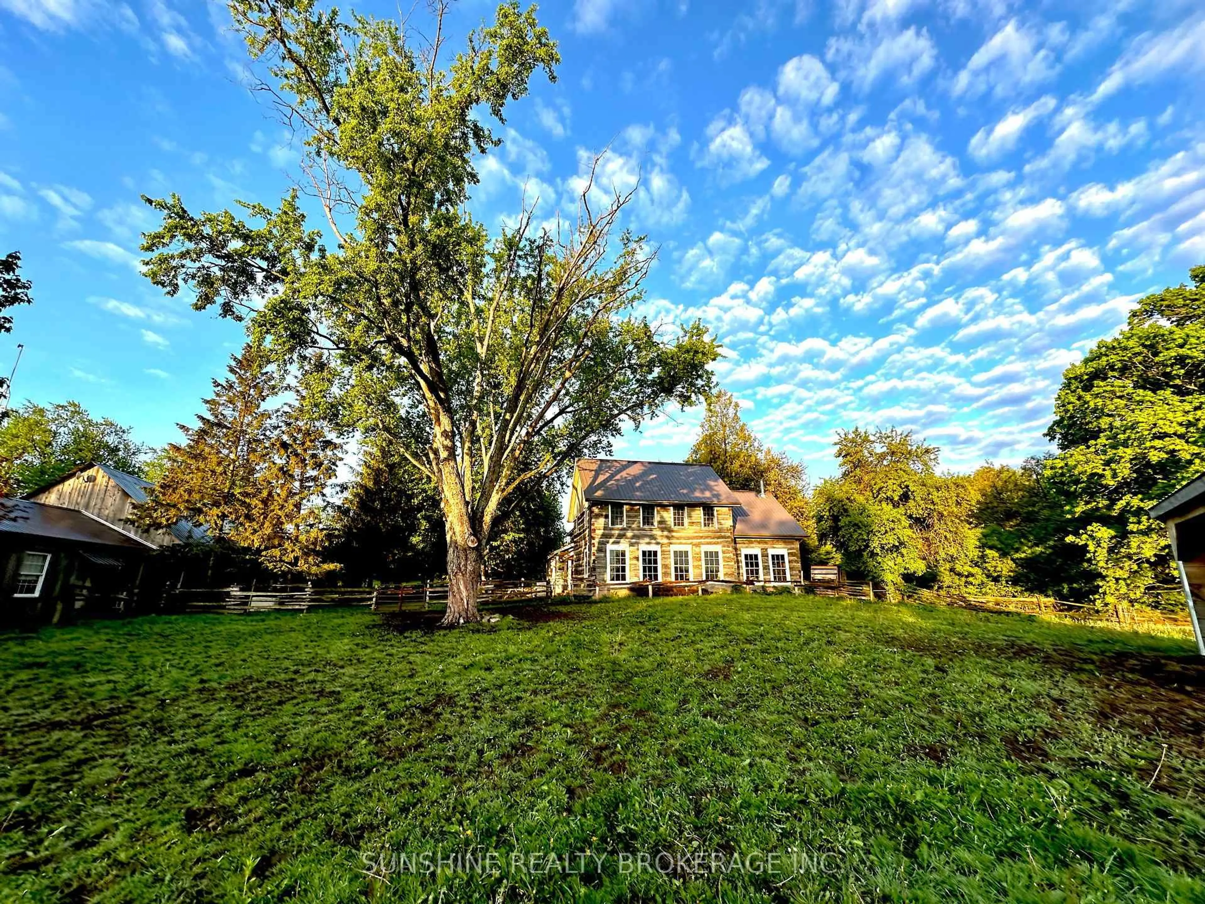 A pic from outside/outdoor area/front of a property/back of a property/a pic from drone, unknown for 7907 Sixteenth Line, Mapleton Ontario N0G 1A0
