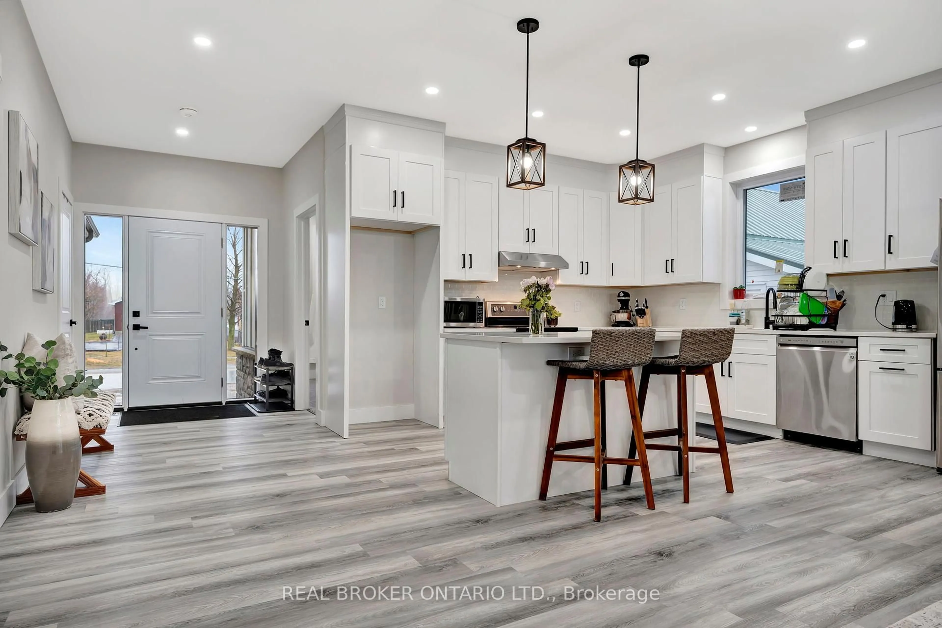 Open concept kitchen, unknown for 64 Queen St, Norfolk Ontario N0E 1P0