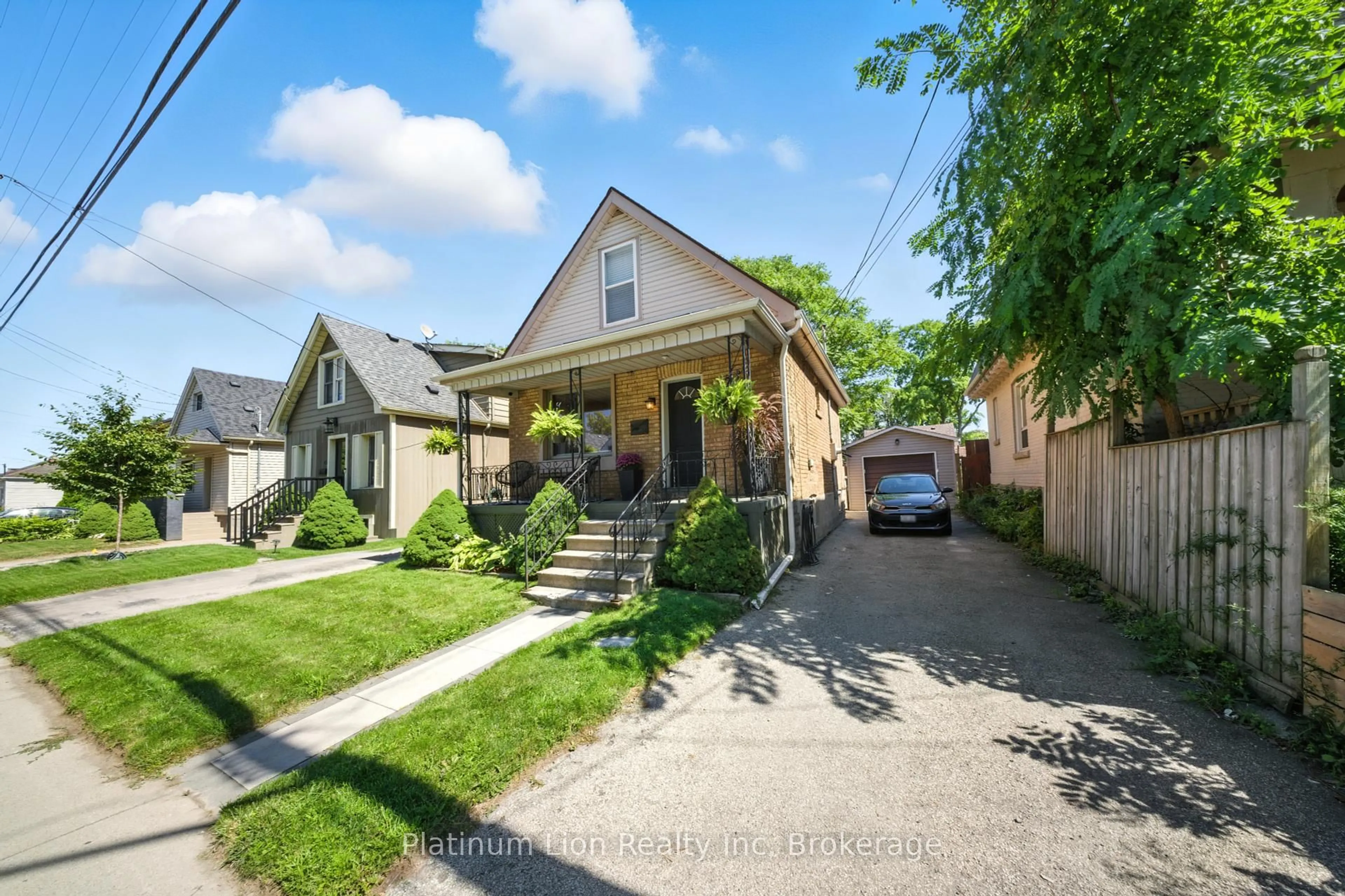 Home with brick exterior material, street for 49 East 31st St, Hamilton Ontario L8V 3N8