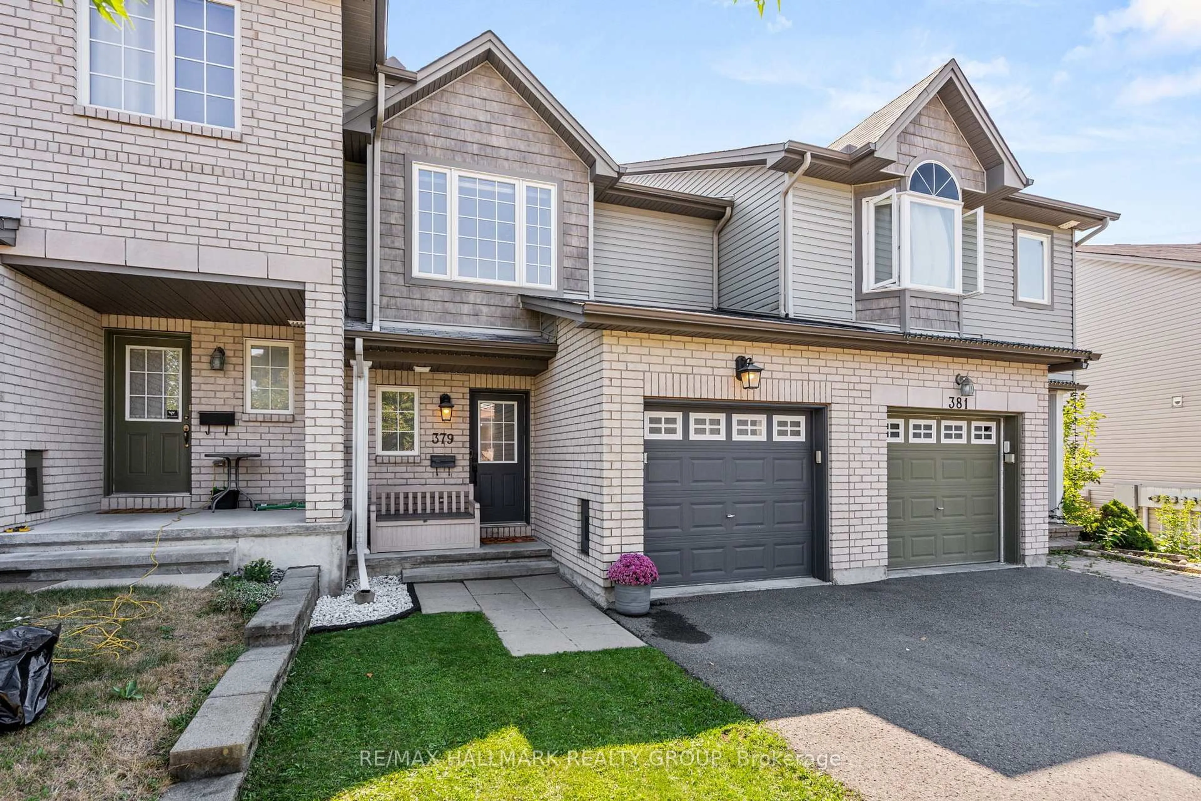 Home with brick exterior material, street for 379 Rolling Meadow Cres, Ottawa Ontario K1W 0A9