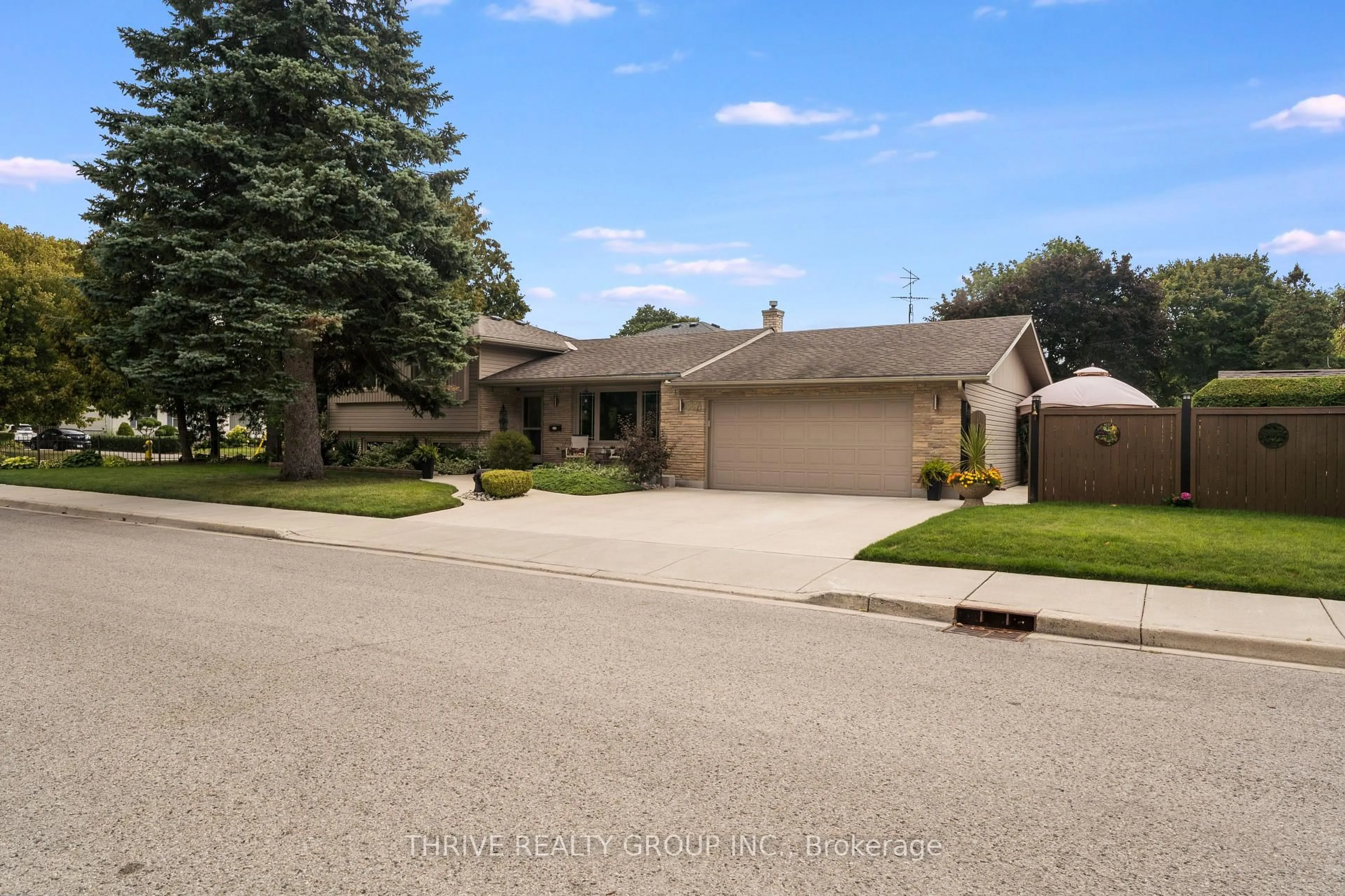 Unknown for 387 Regal Dr, London East Ontario N5Y 1J6