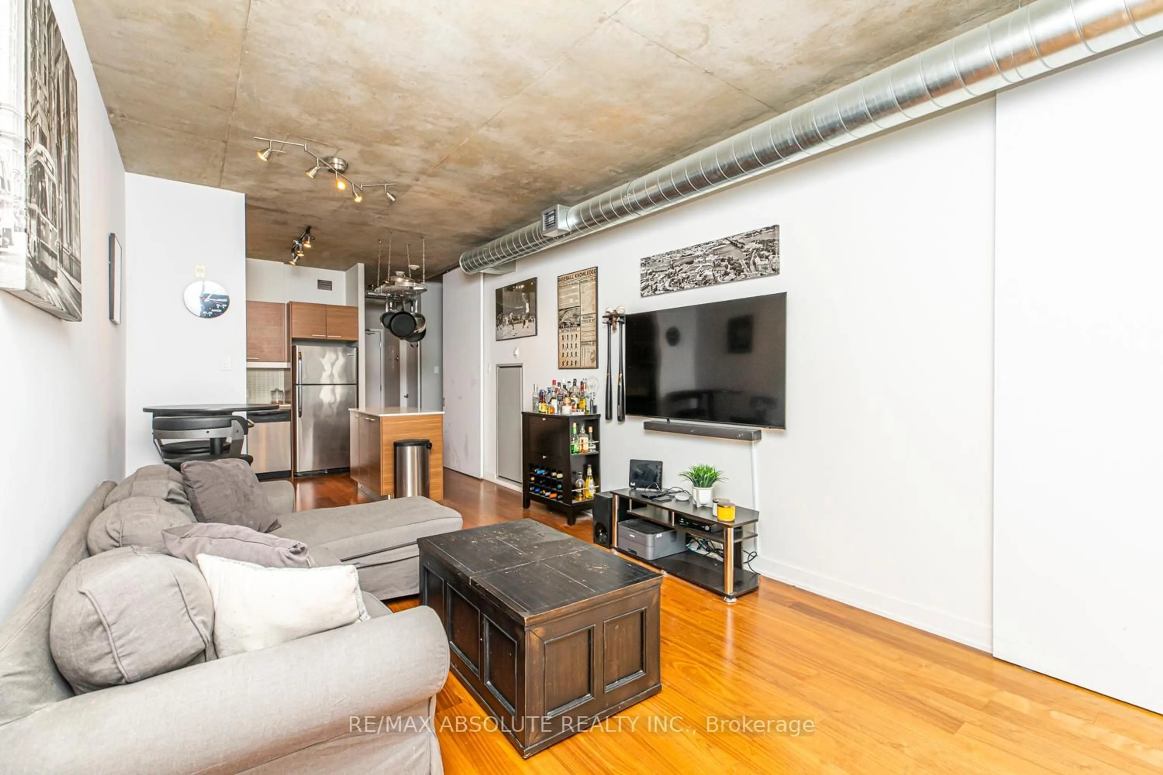 Living room with furniture, unknown for 349 Mcleod St #422, Ottawa Ontario K2P 0S1