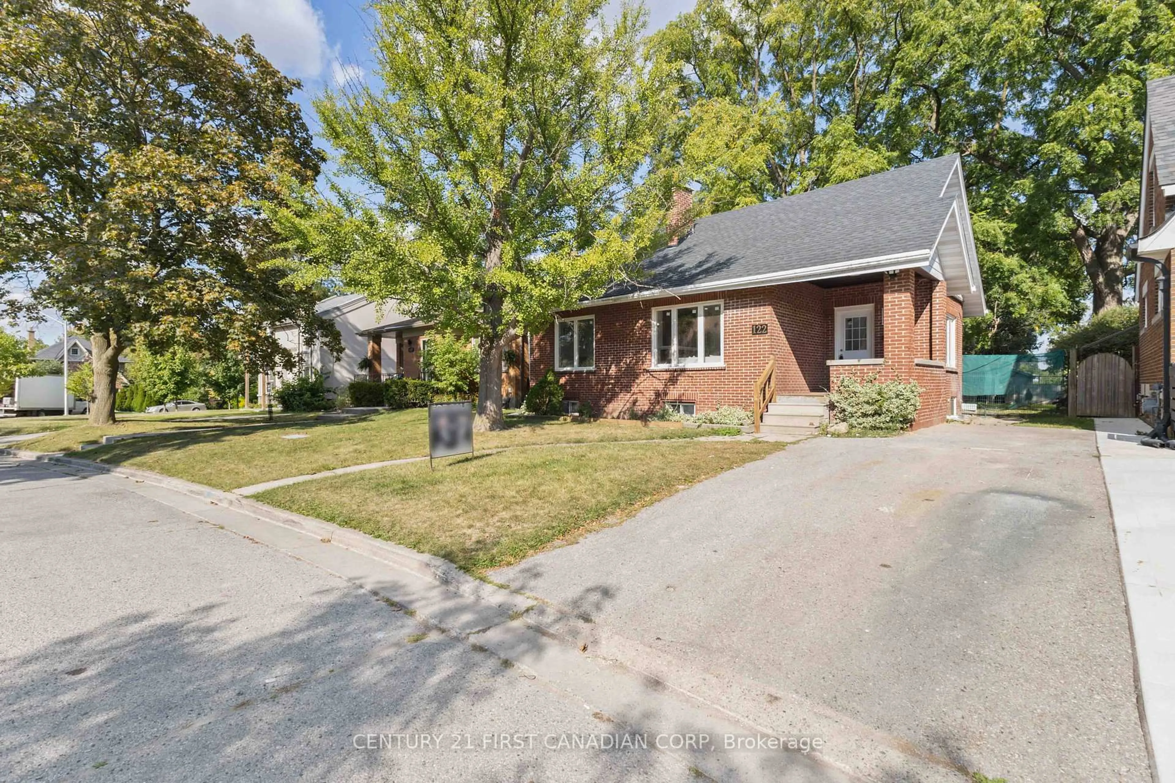 Home with brick exterior material, street for 122 Windsor Cres, London South Ontario N6C 1V8