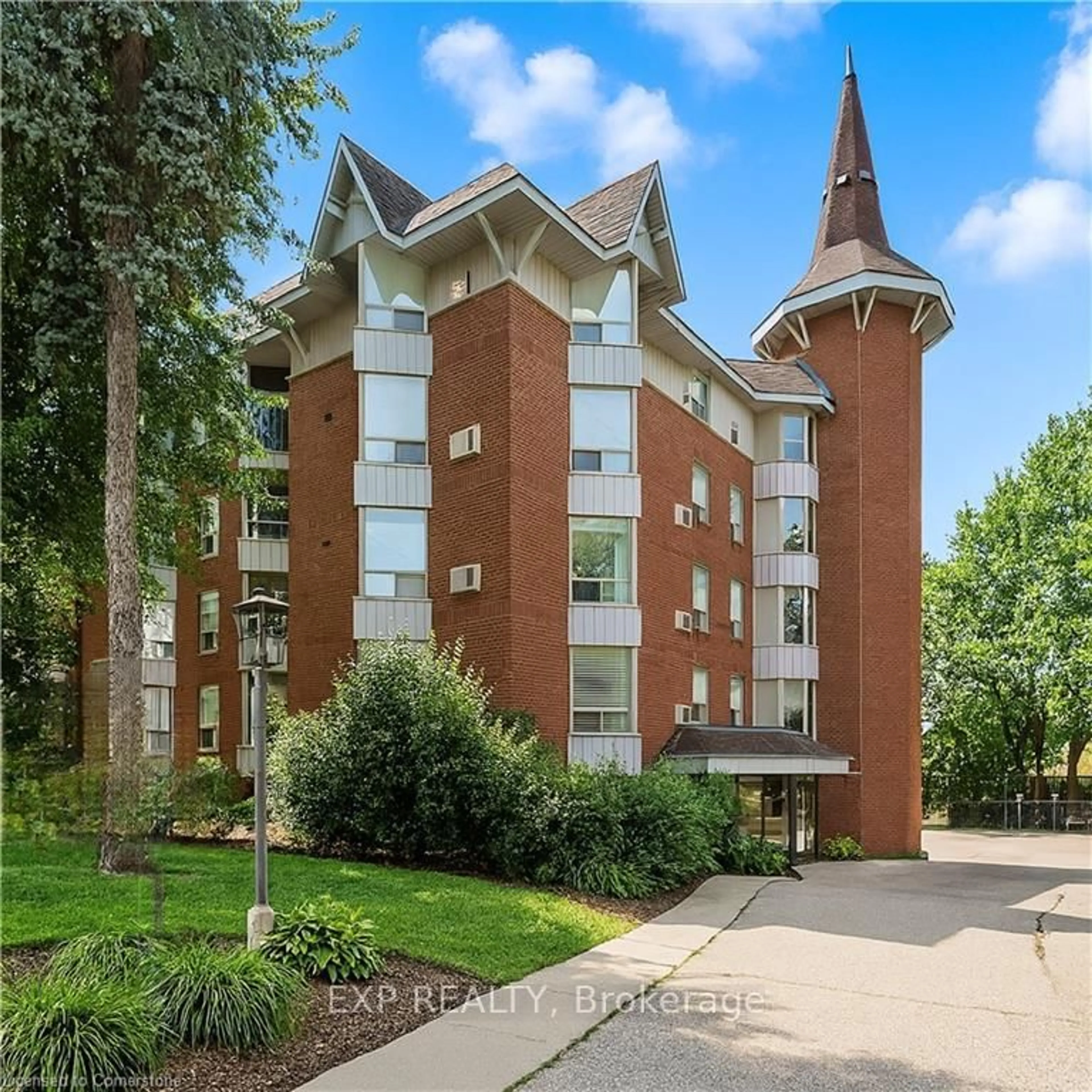 Home with brick exterior material, building for 384 Erb St #404, Waterloo Ontario N2L 1W6
