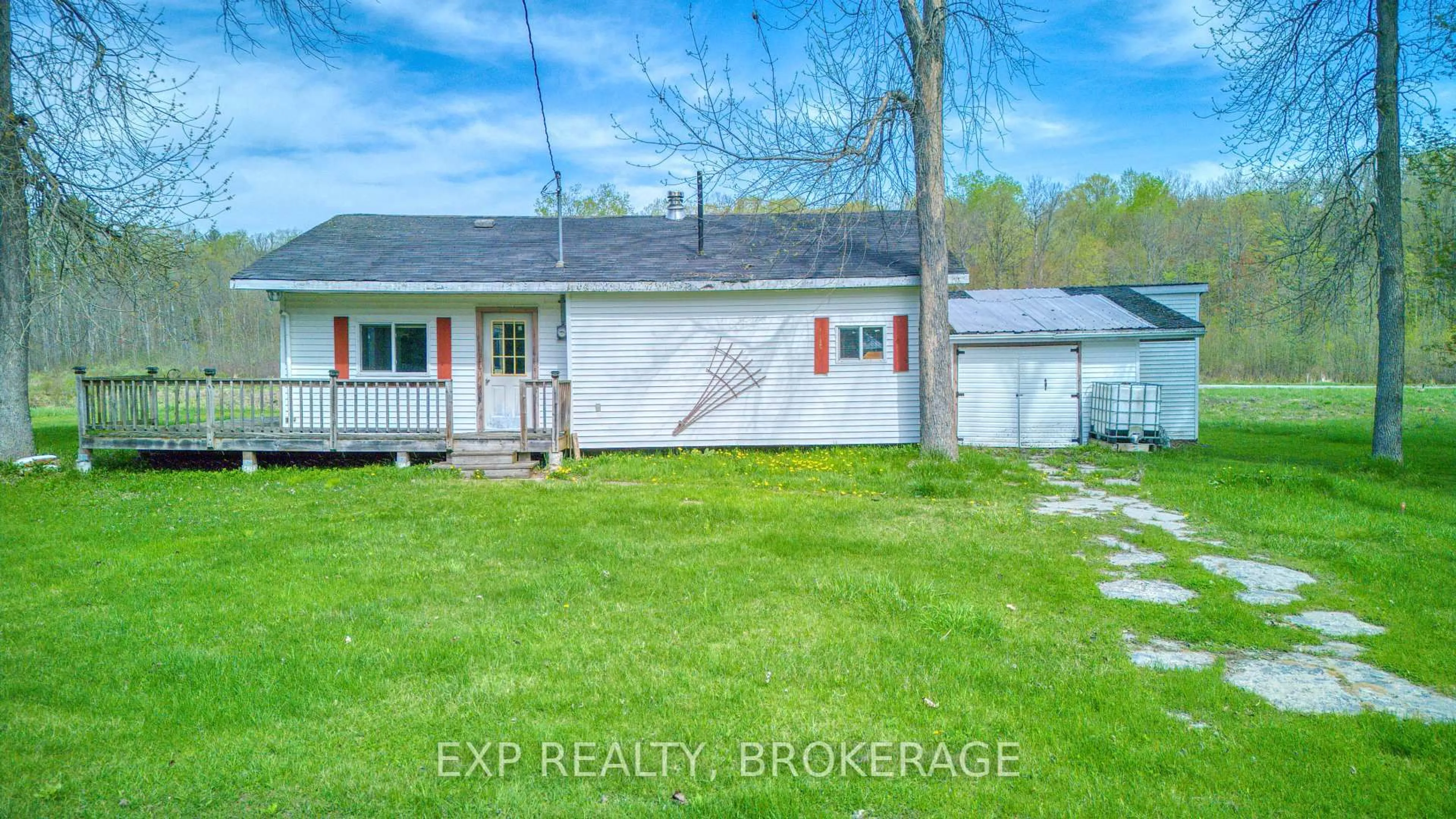 A pic from outside/outdoor area/front of a property/back of a property/a pic from drone, unknown for 1013 Turner Way, Arden Ontario K0H 1B0