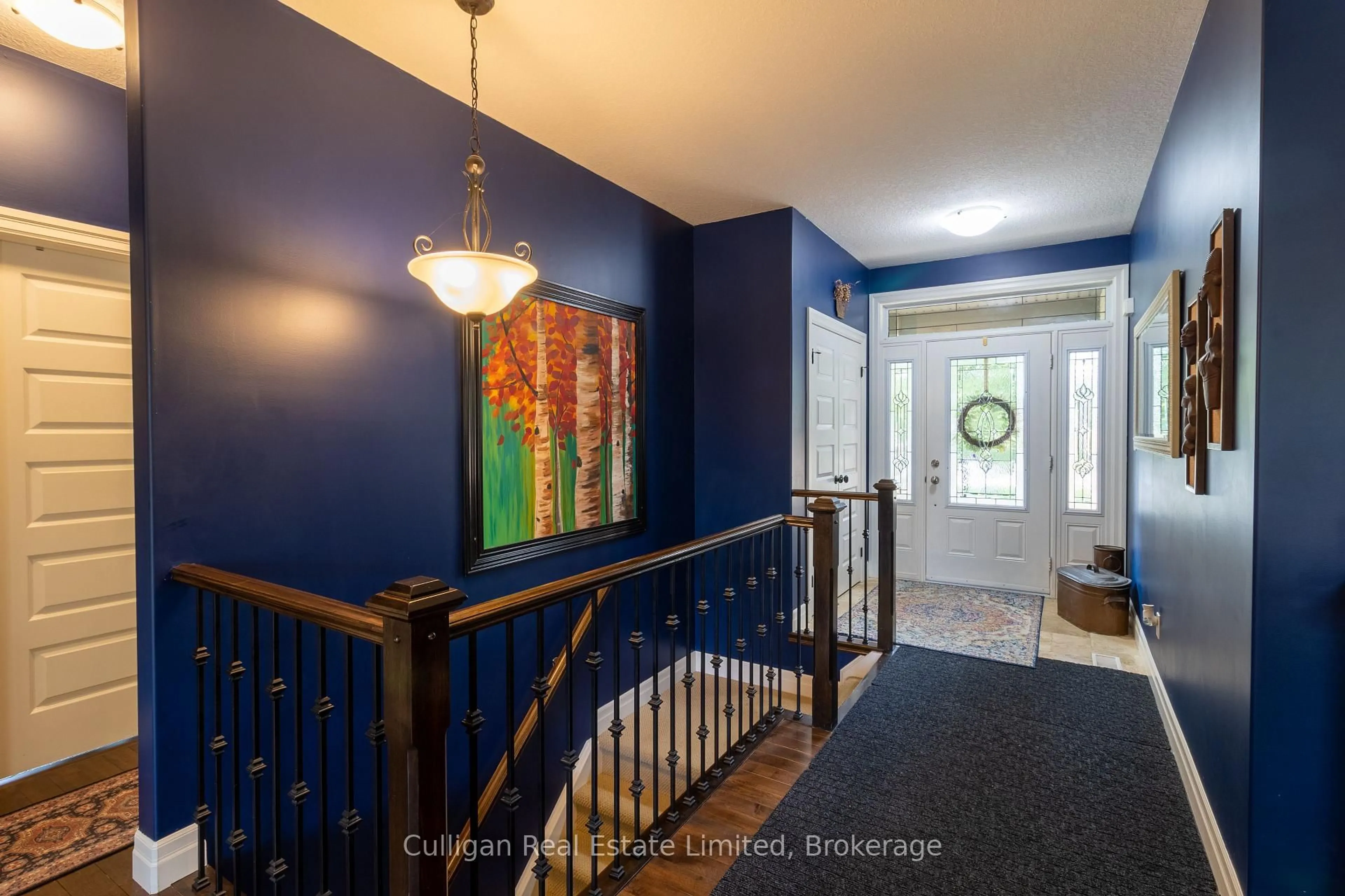 Indoor foyer for 181 Skyline Ave #Unit #47, London North Ontario N5X 0B2